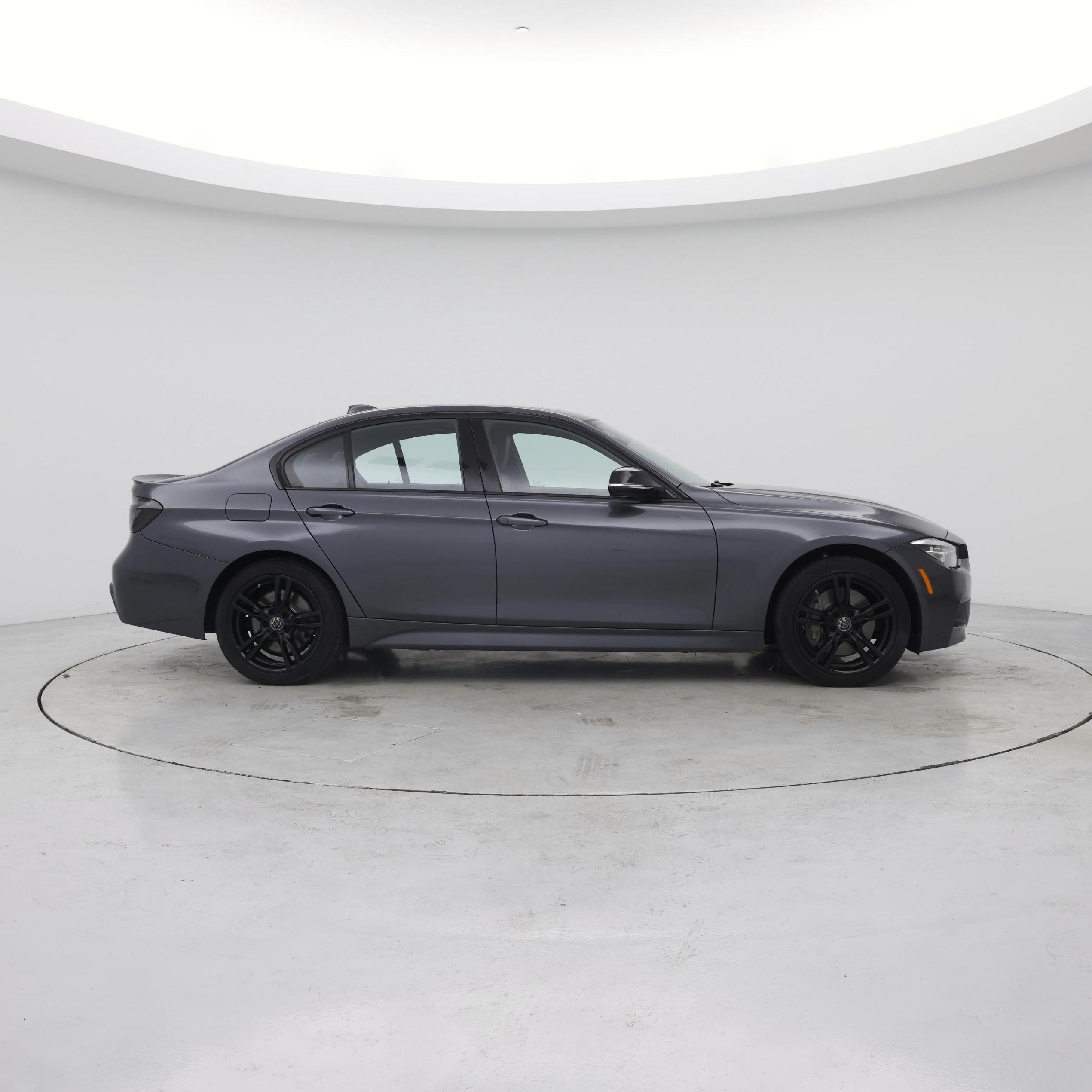 Thumbnail: 2018 BMW 3 Series - 7