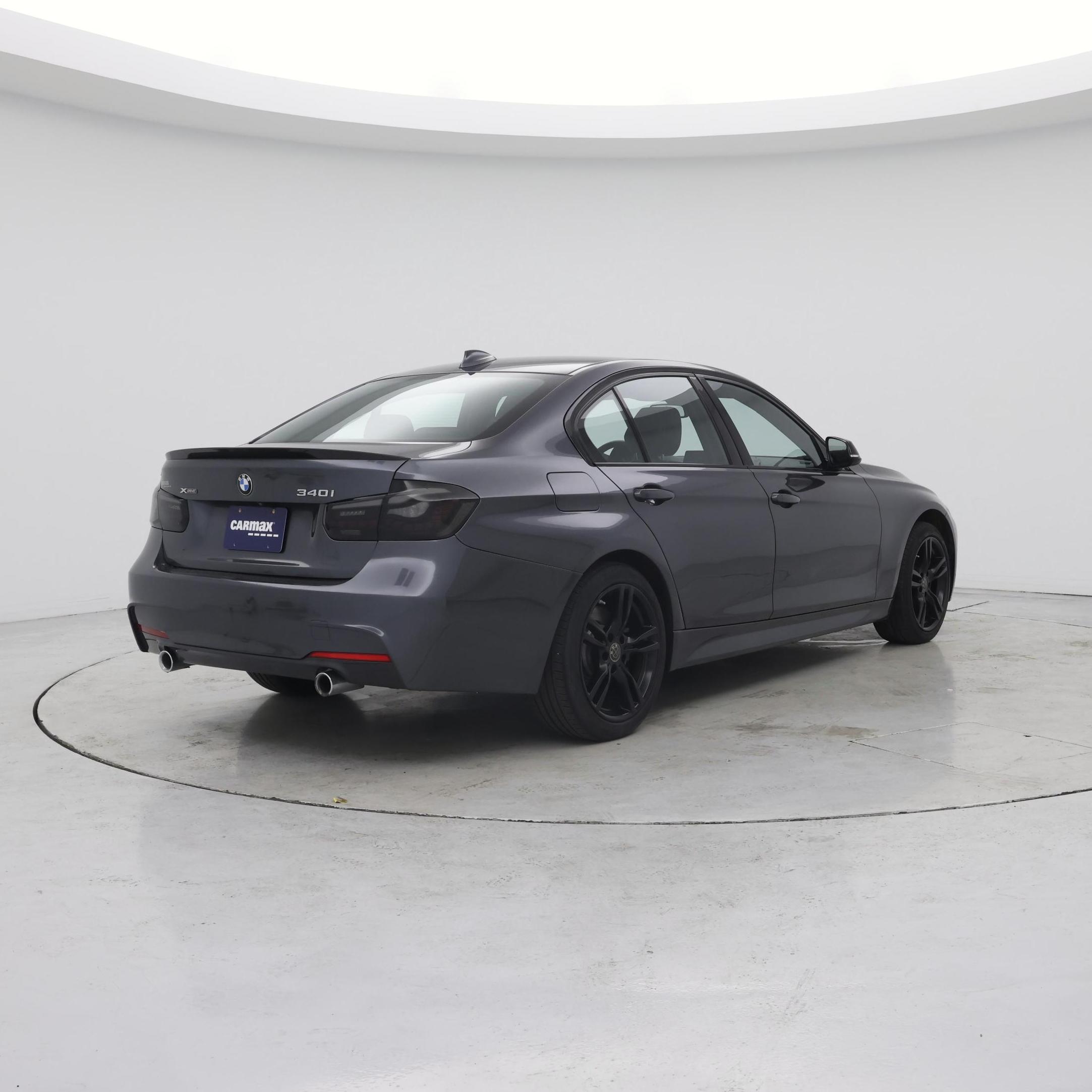 Thumbnail: 2018 BMW 3 Series - 8