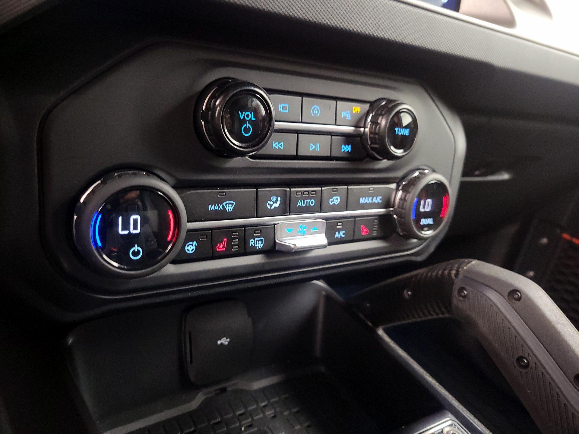 Thumbnail: 2024 Ford Bronco - 17