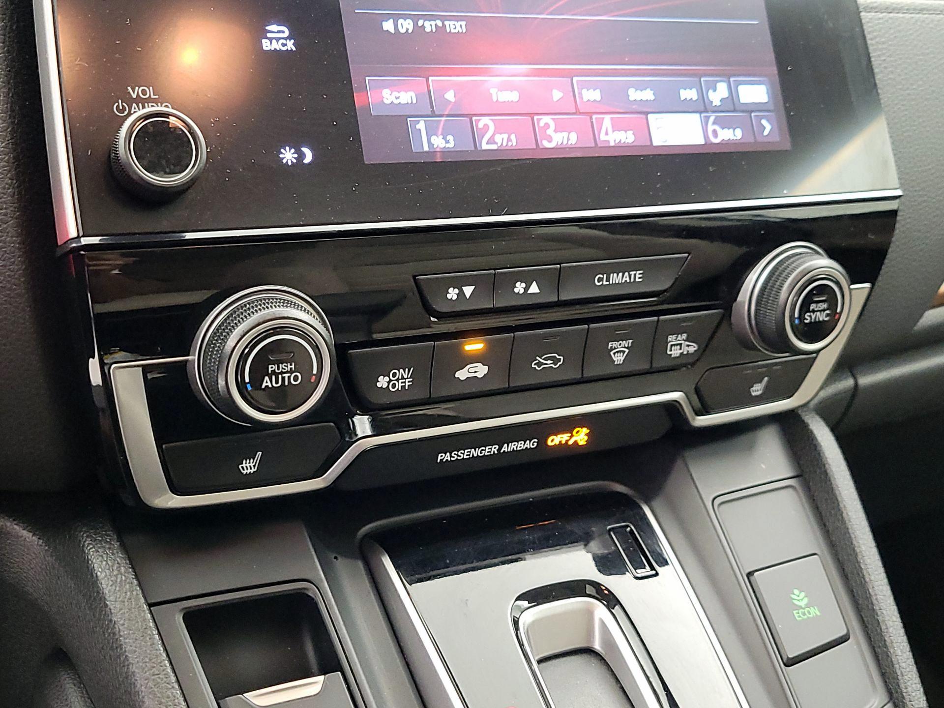 Thumbnail: 2019 Honda CR-V - 16