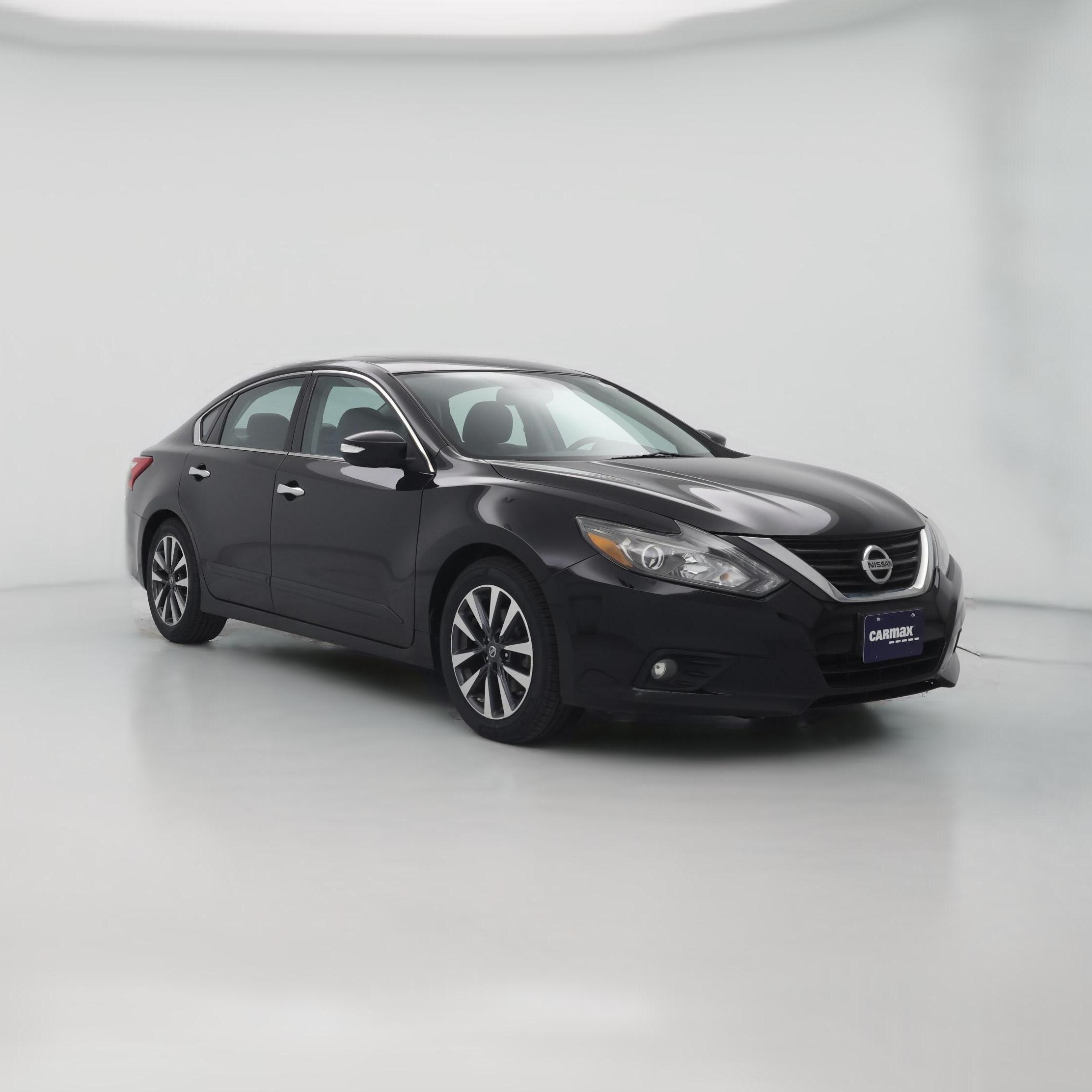 Thumbnail: 2016 Nissan Altima - 1
