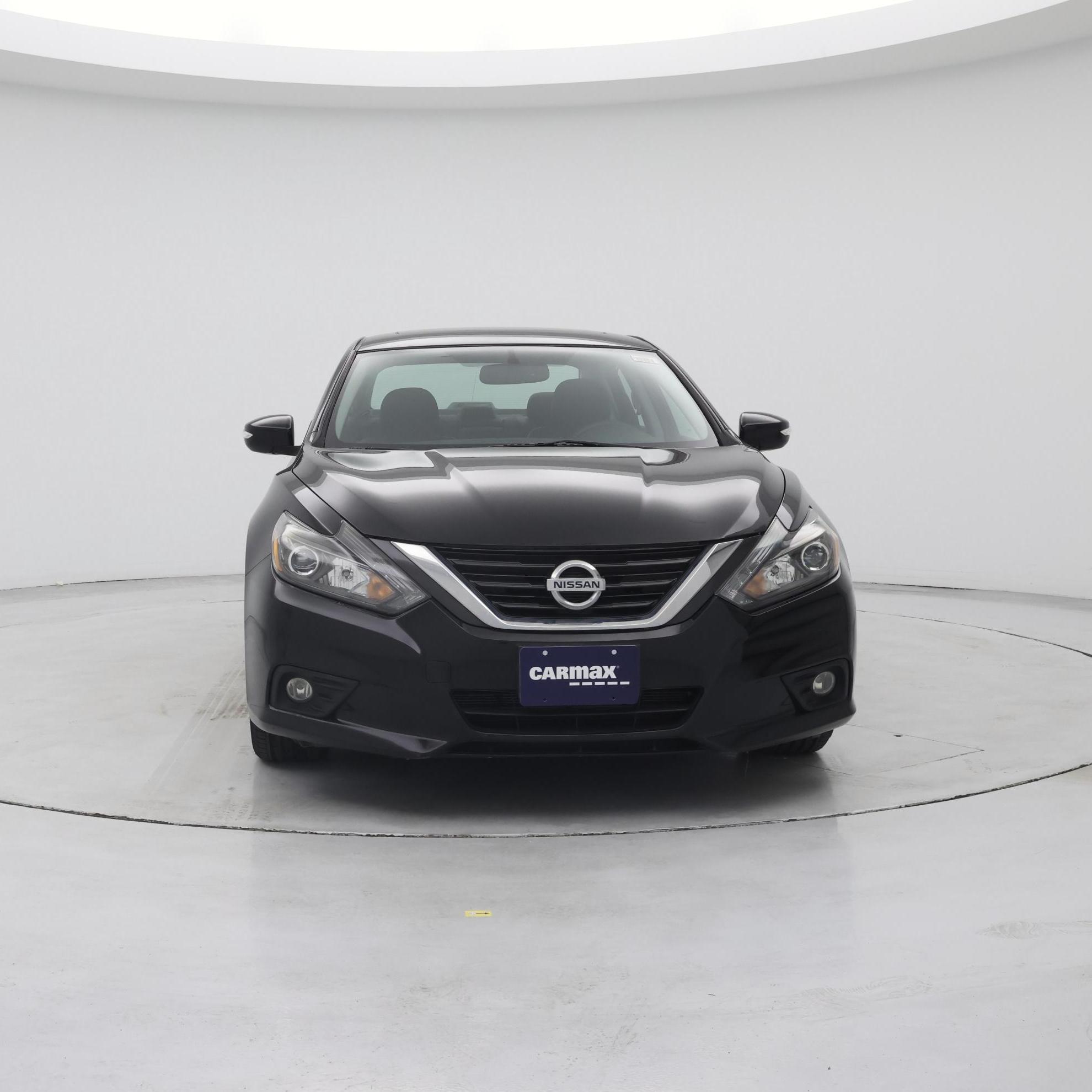 Thumbnail: 2016 Nissan Altima - 5