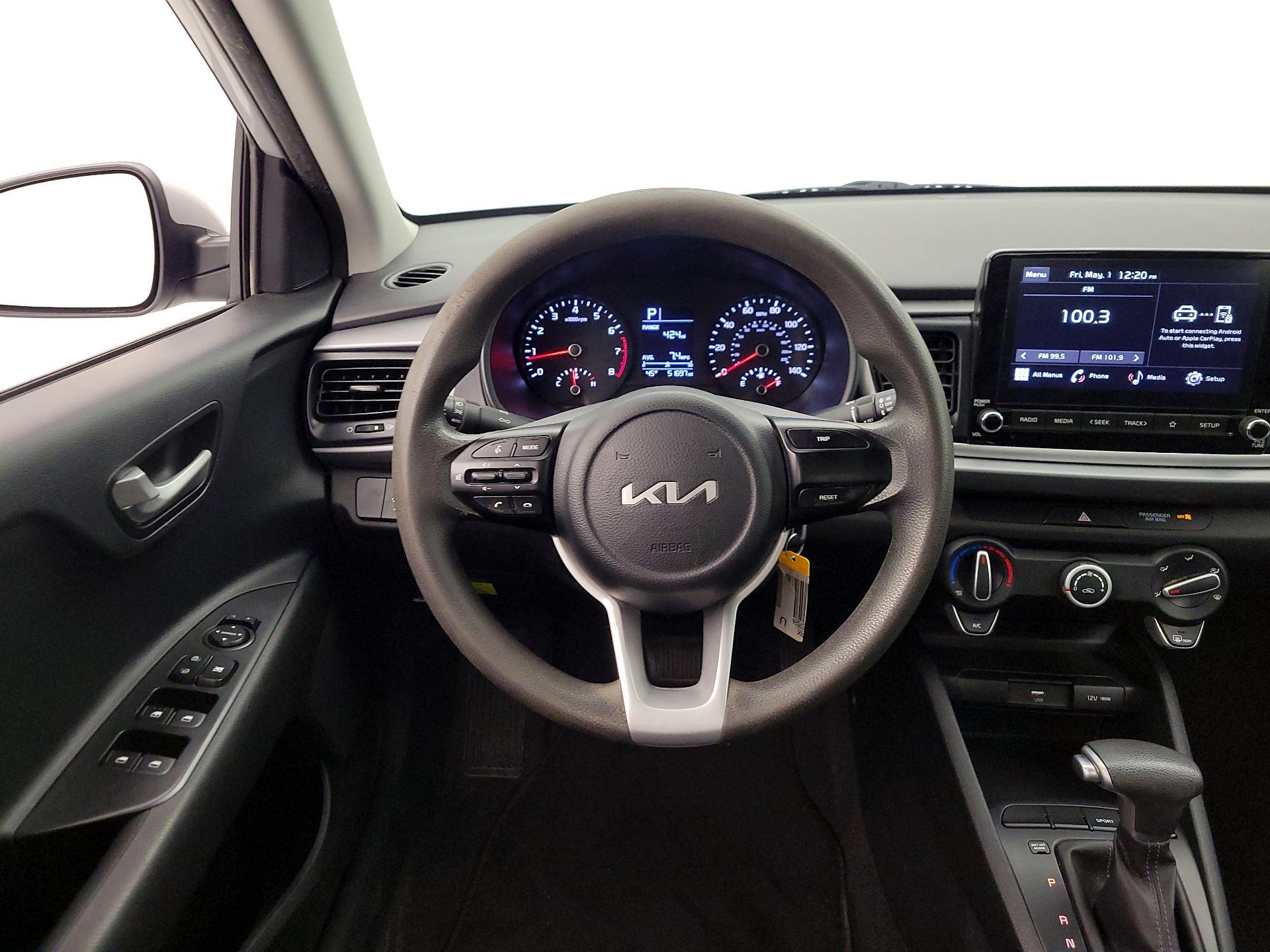 Thumbnail: 2023 Kia Rio - 10