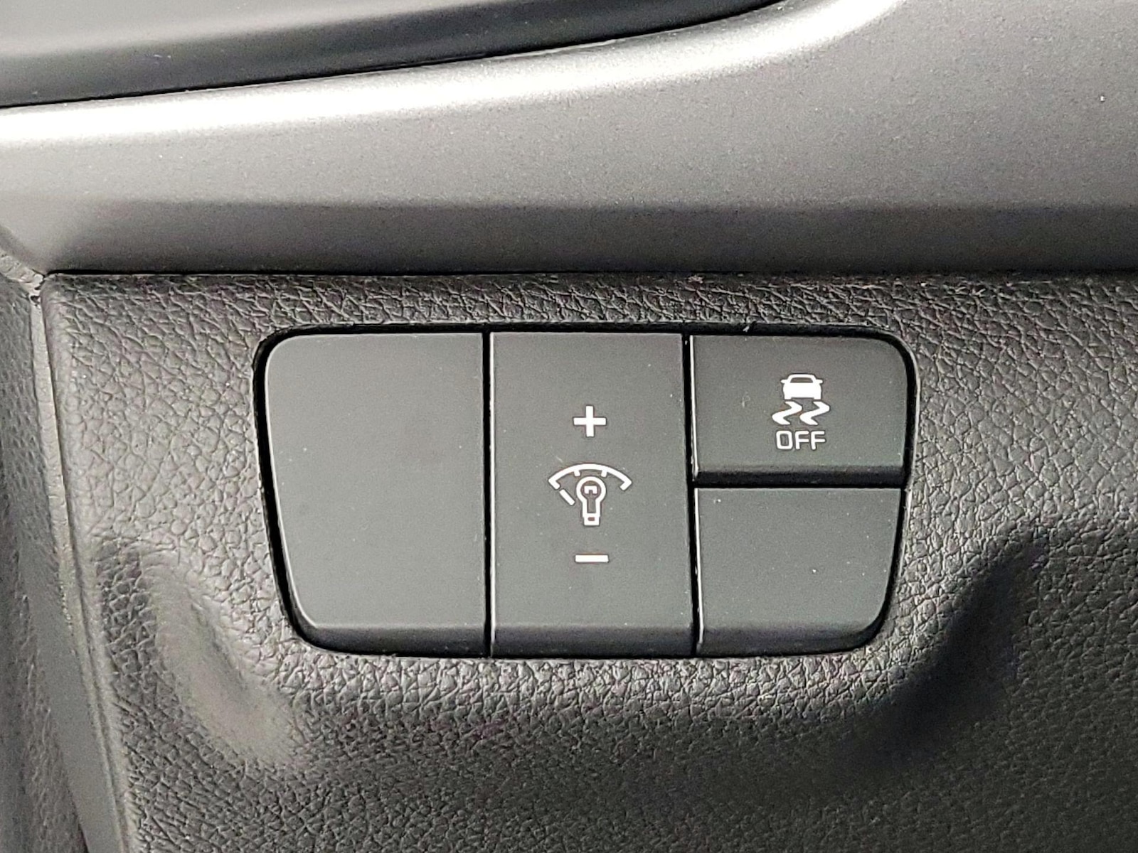 2023 Kia Rio LX - Photo 14
