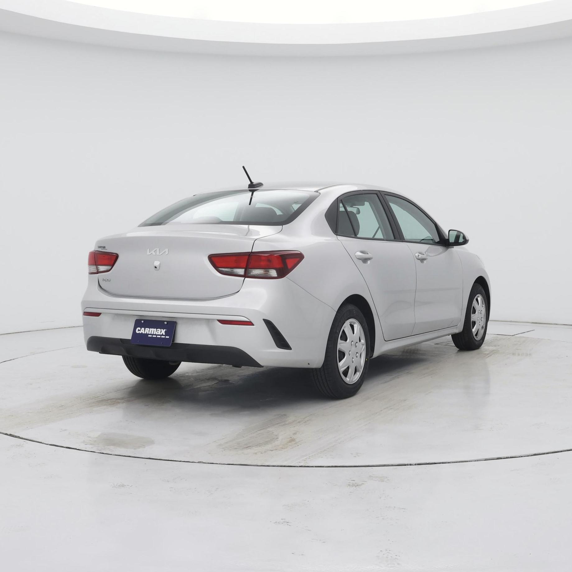 Thumbnail: 2023 Kia Rio - 8