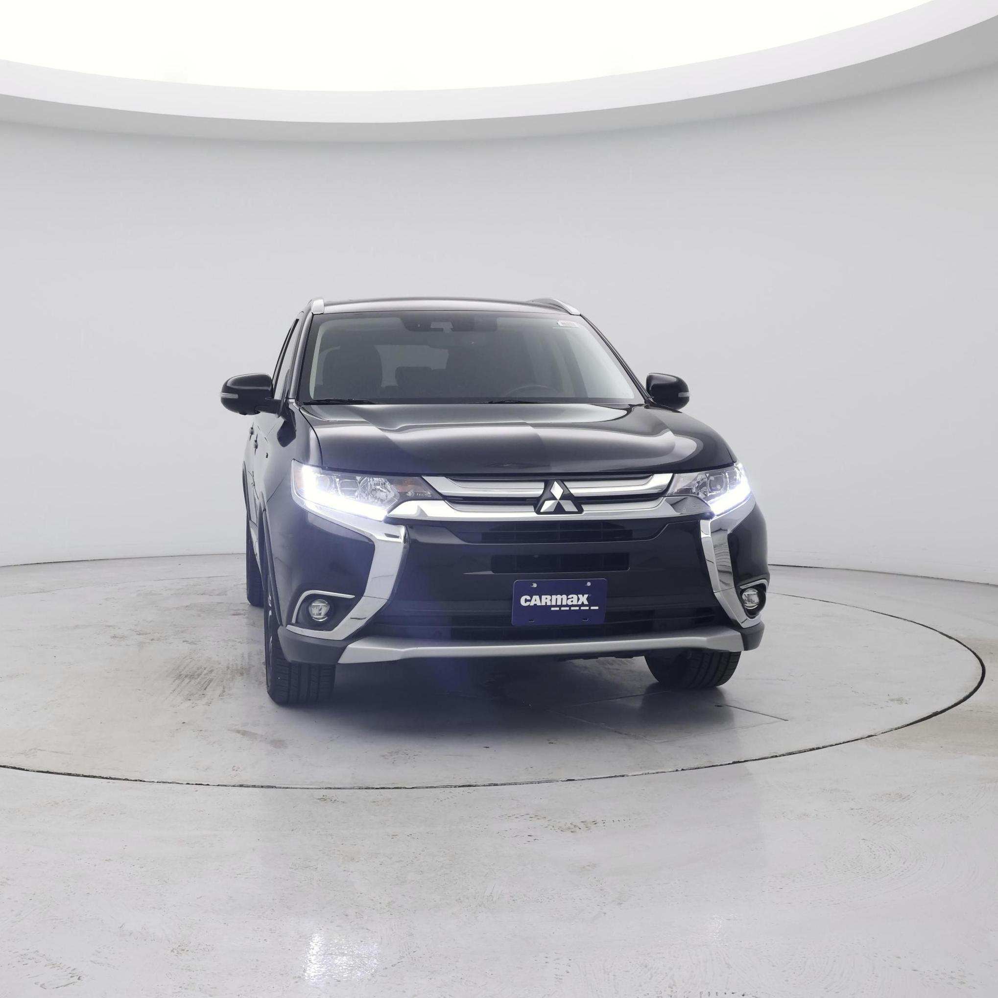 Thumbnail: 2017 Mitsubishi Outlander - 5