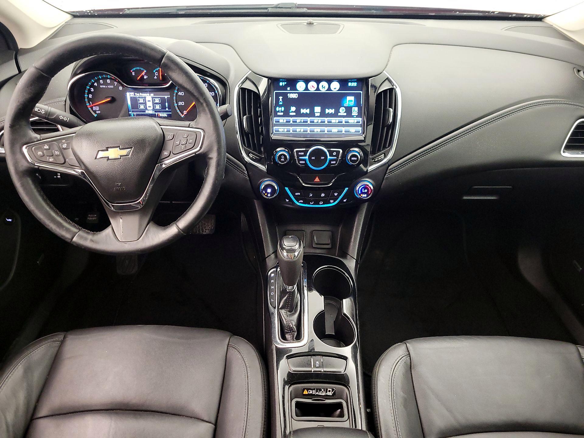 Thumbnail: 2017 Chevrolet Cruze - 9