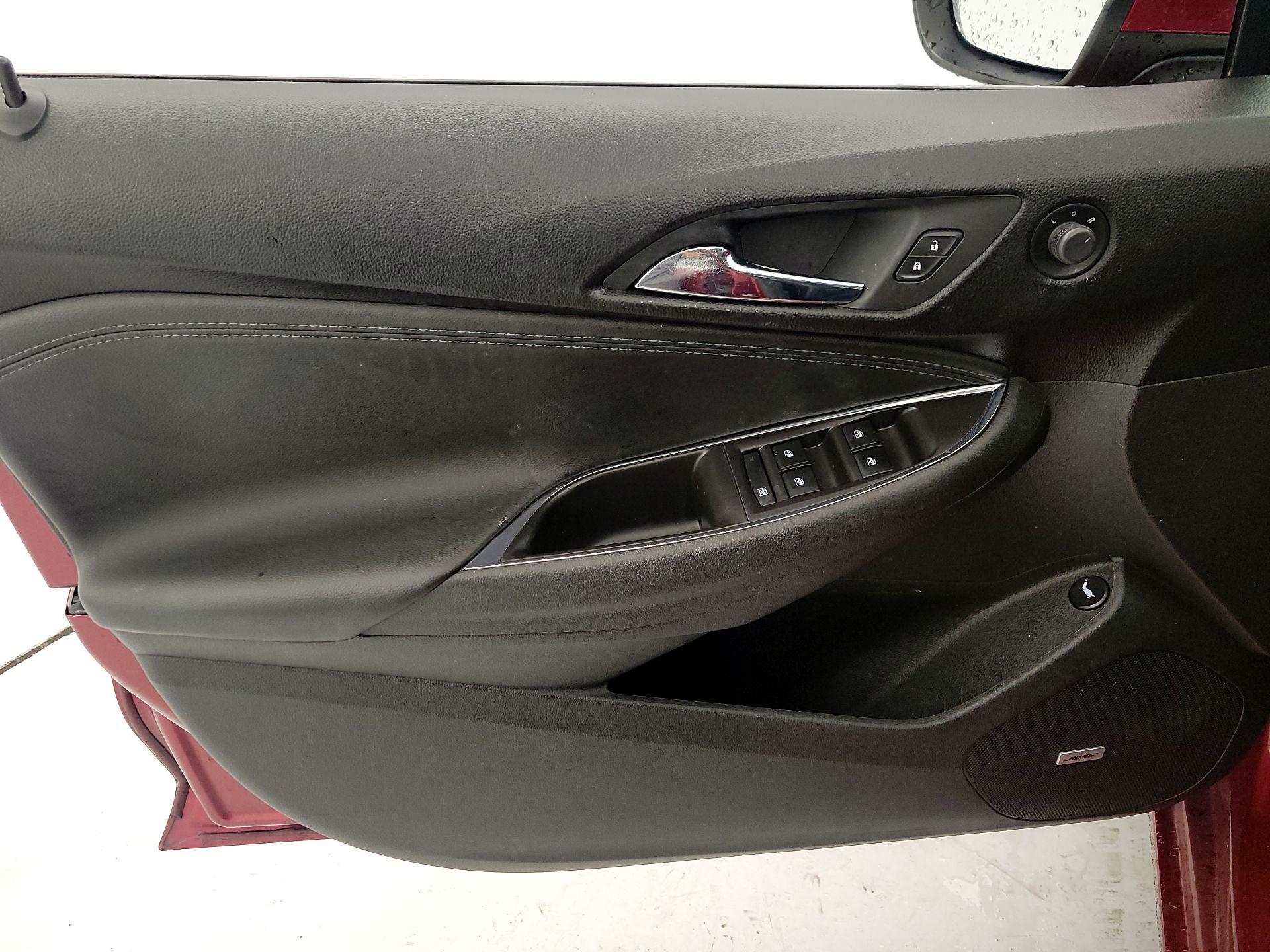 Thumbnail: 2017 Chevrolet Cruze - 12