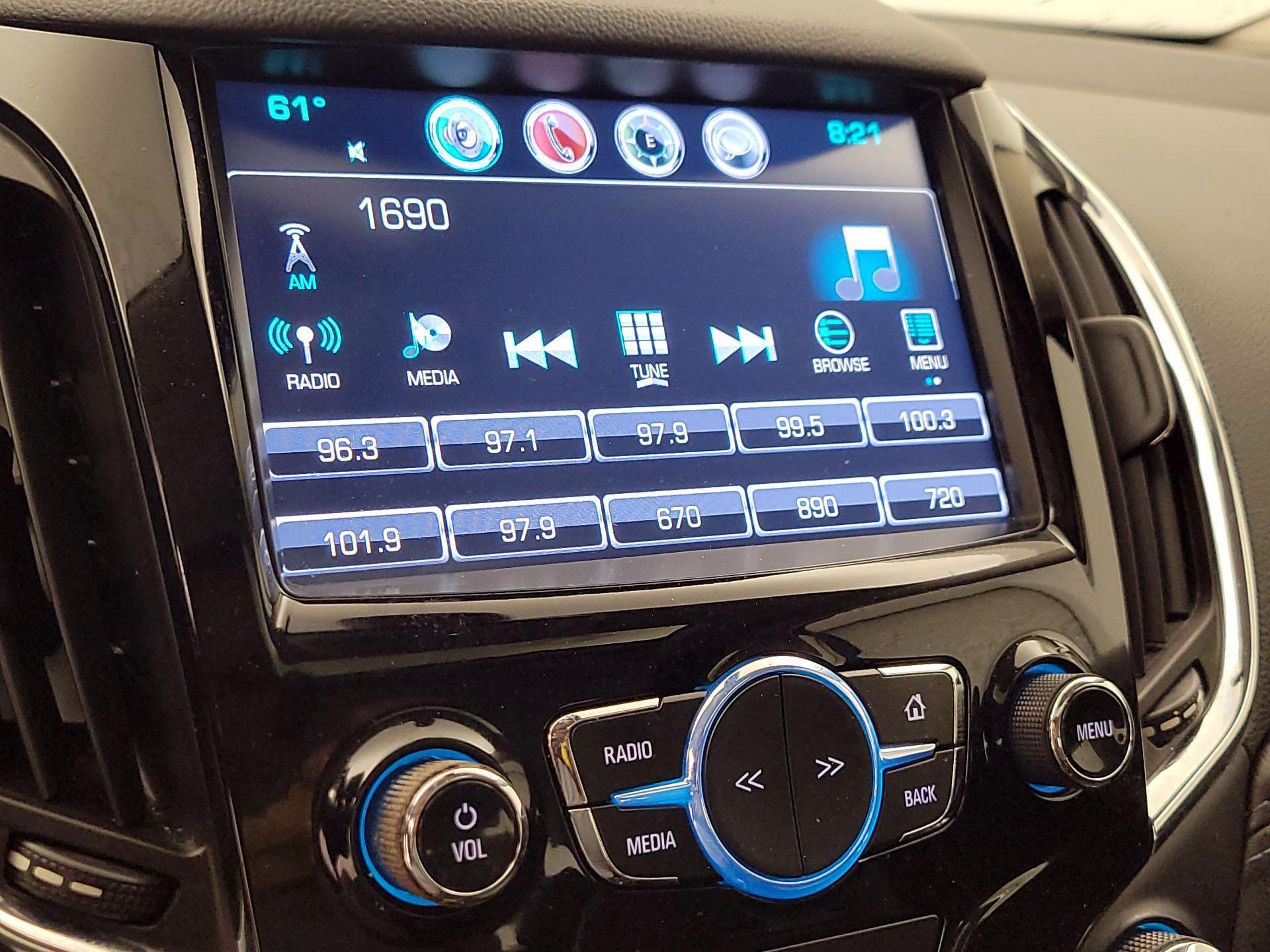 Thumbnail: 2017 Chevrolet Cruze - 15