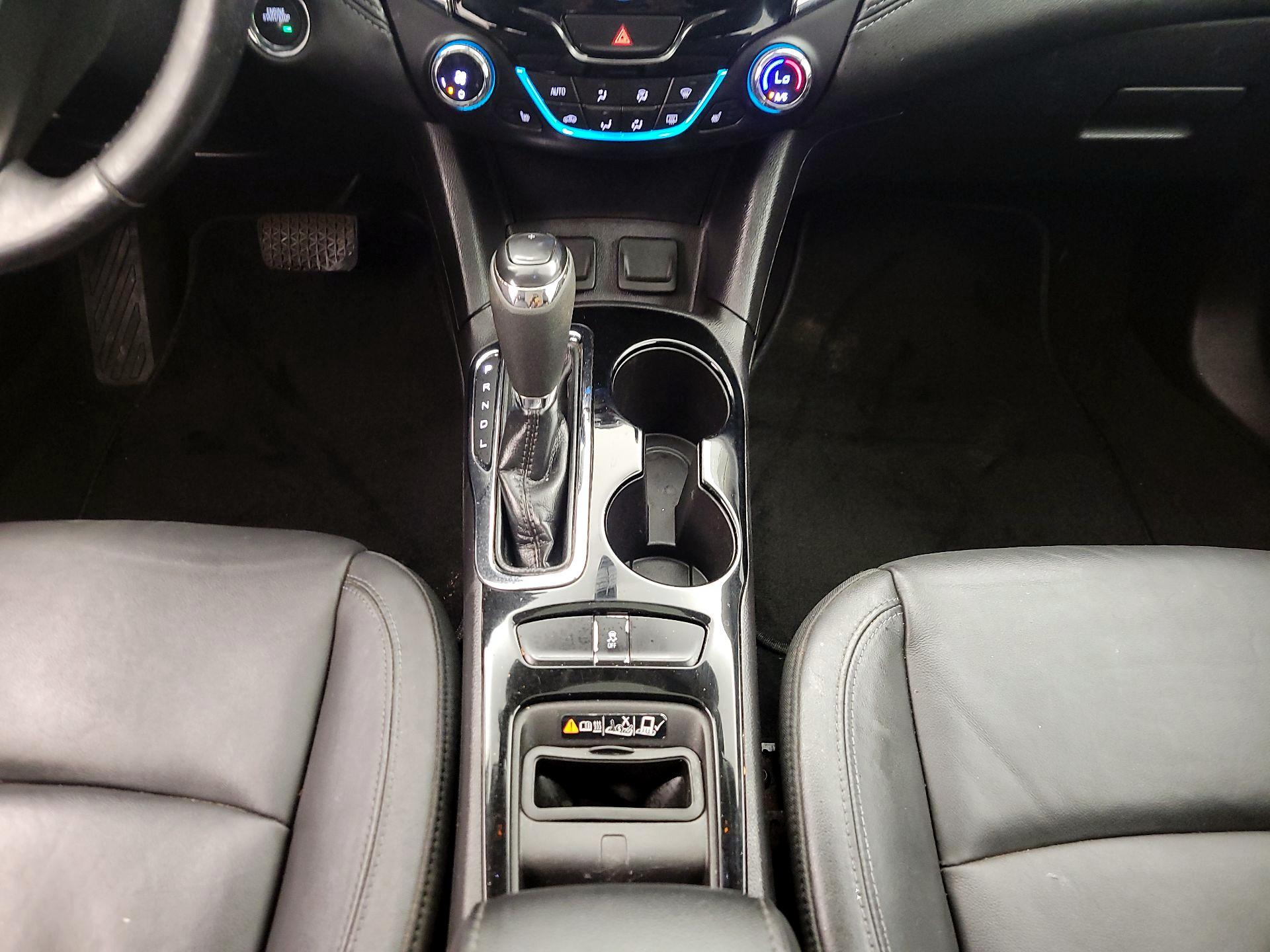 Thumbnail: 2017 Chevrolet Cruze - 17