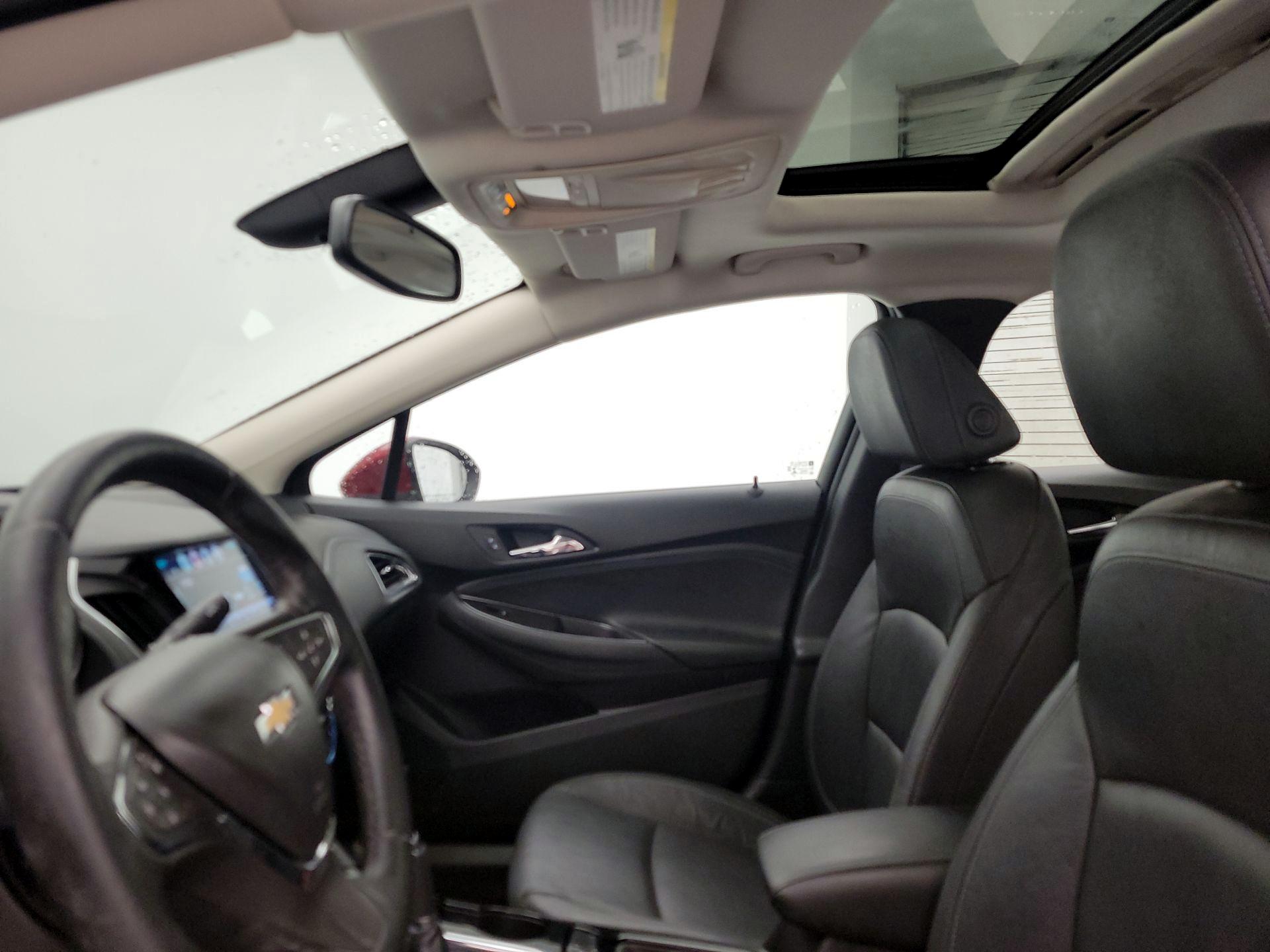 Thumbnail: 2017 Chevrolet Cruze - 19