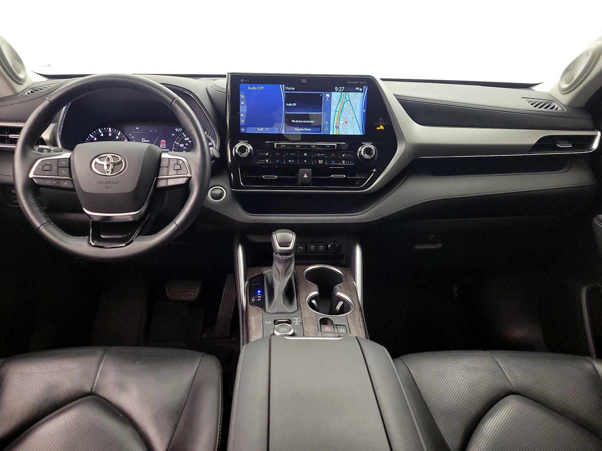 Thumbnail: 2021 Toyota Highlander - 9