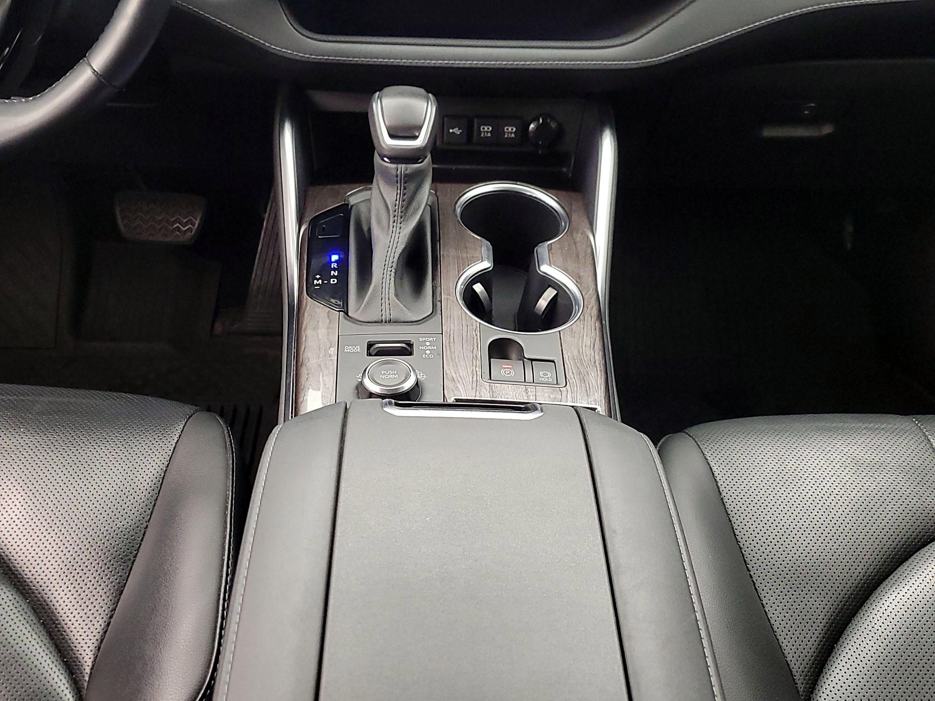 Thumbnail: 2021 Toyota Highlander - 18
