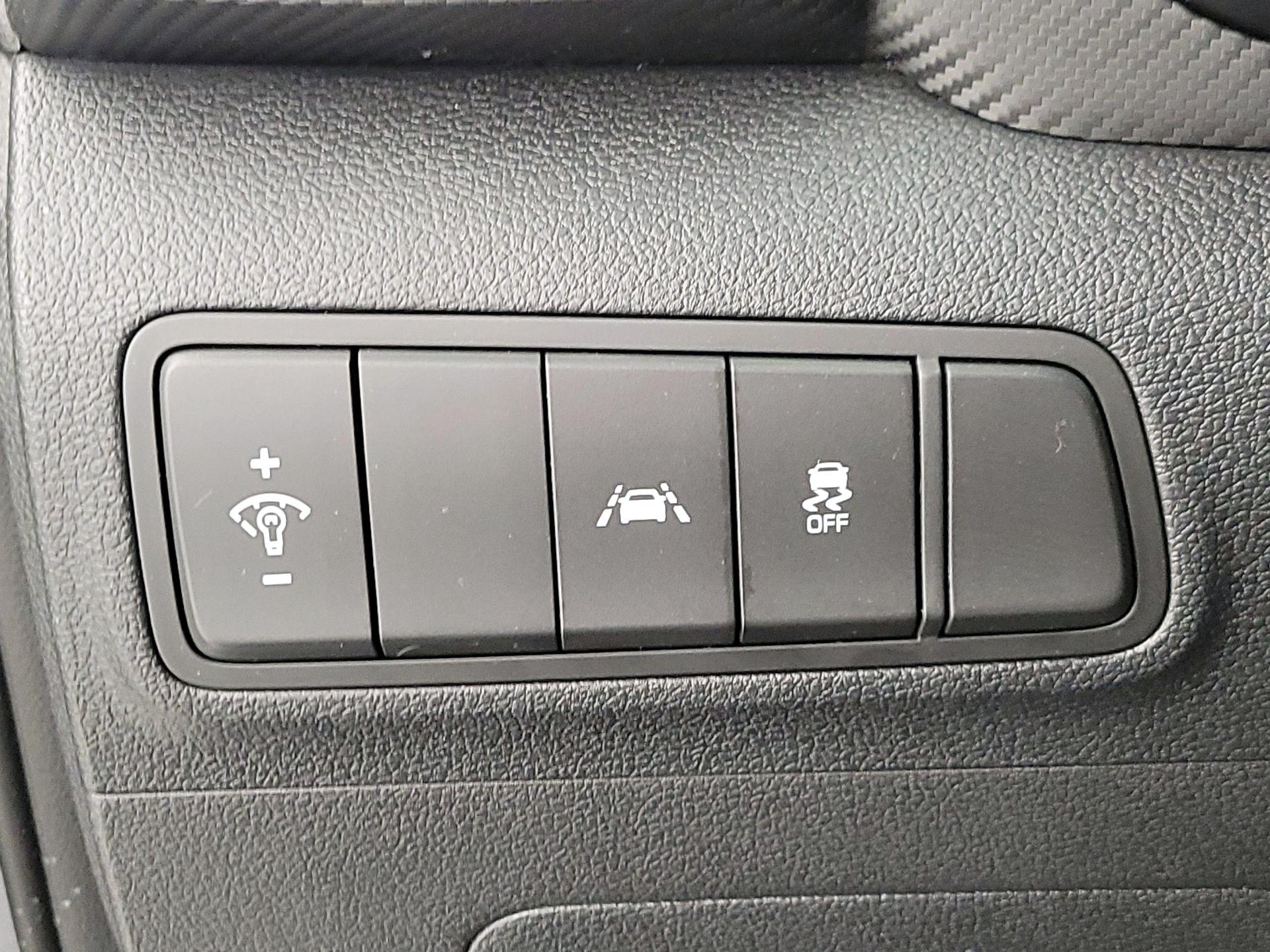 Thumbnail: 2019 Hyundai Tucson - 13
