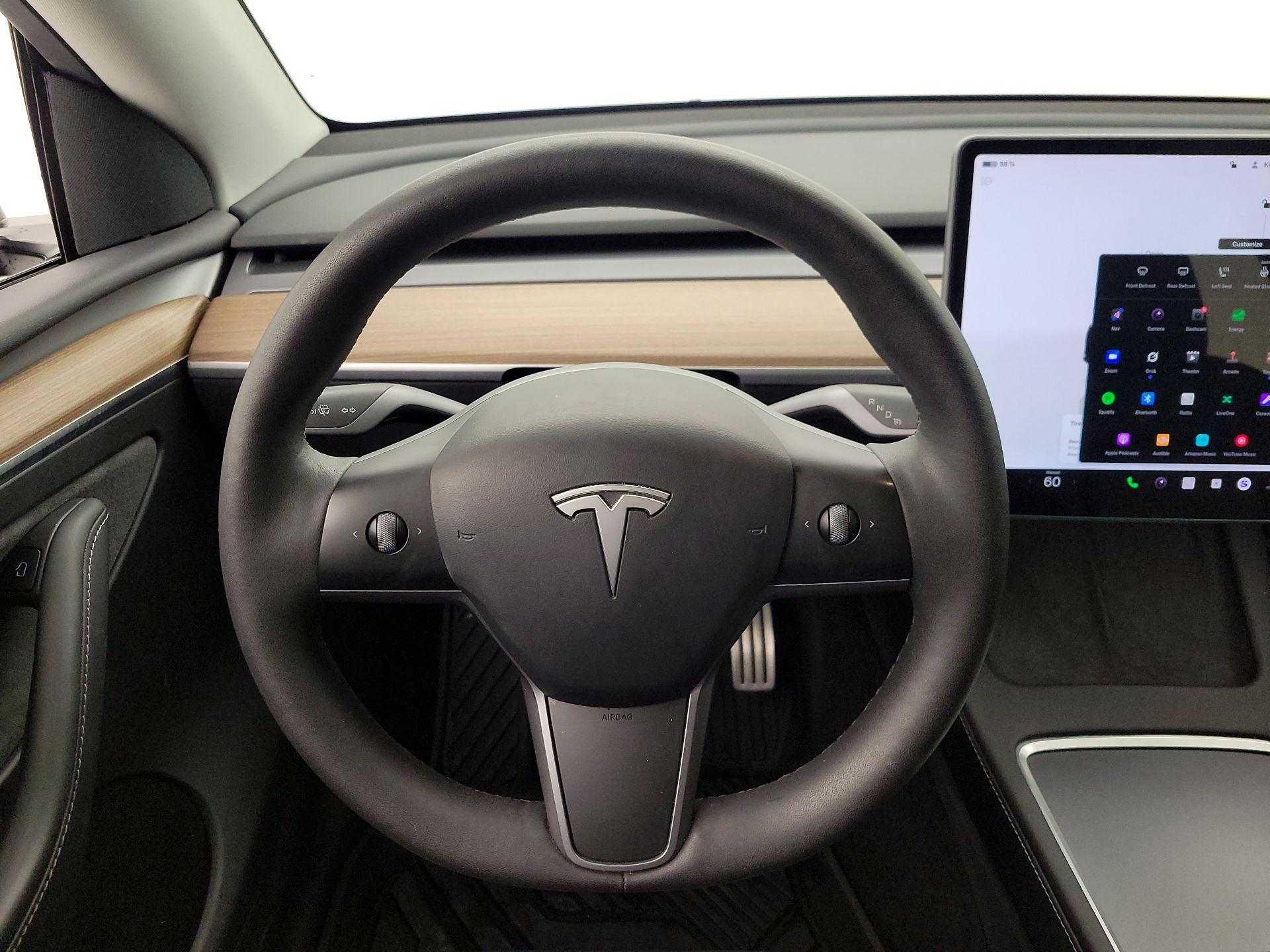 Thumbnail: 2023 Tesla Model Y - 10