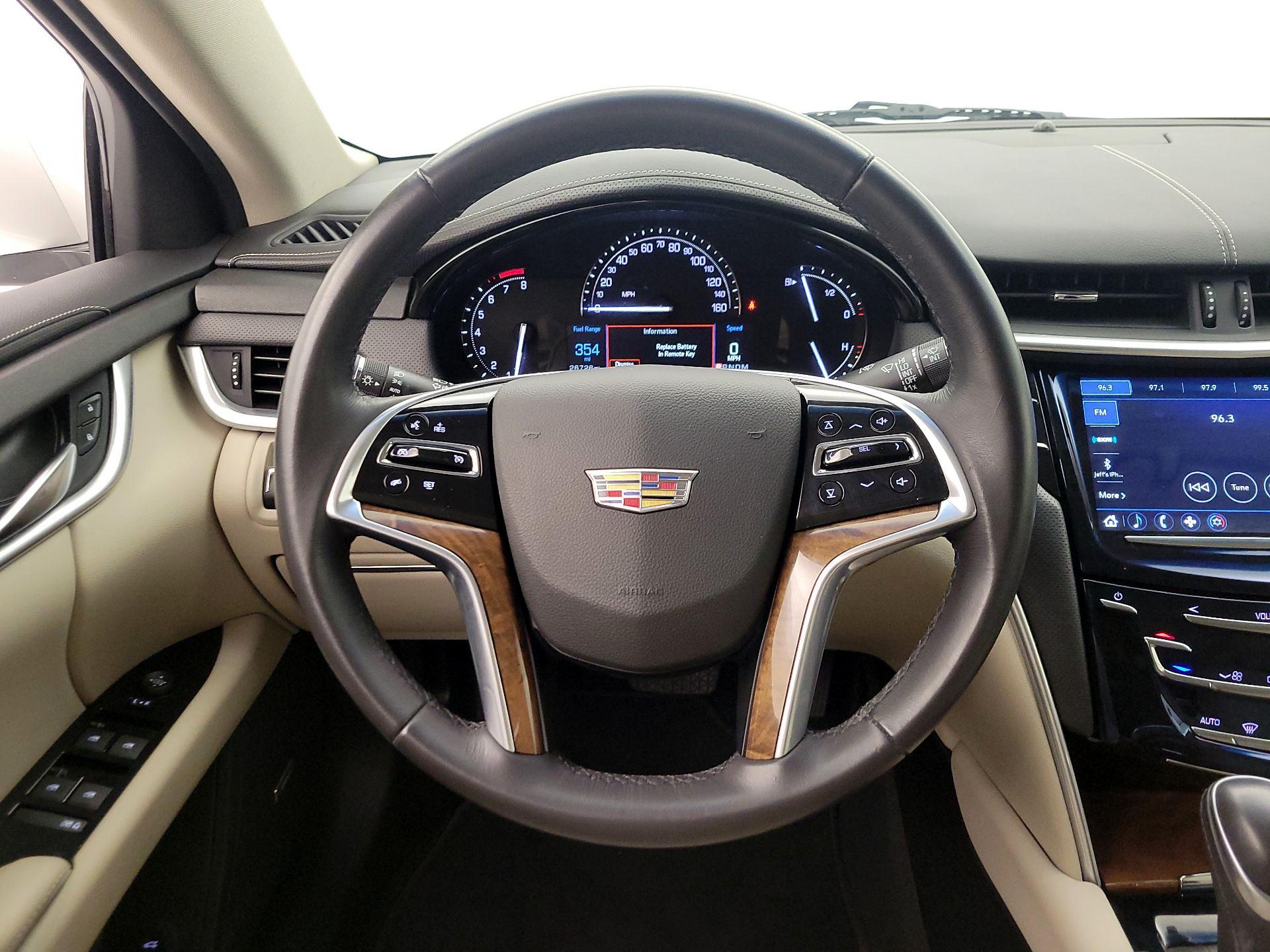 Thumbnail: 2018 Cadillac XTS - 10
