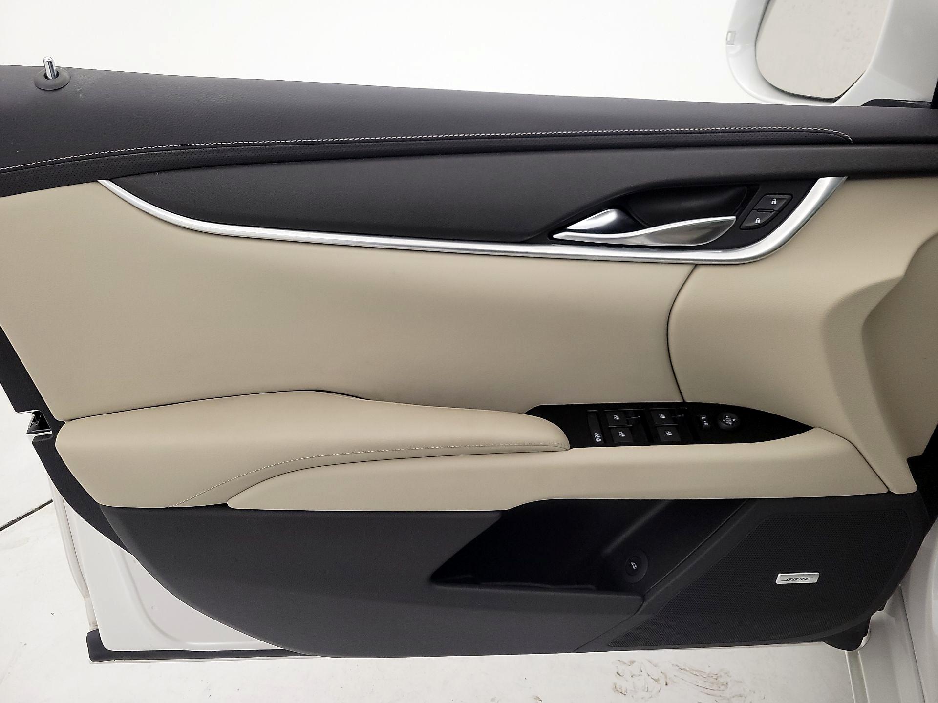 Thumbnail: 2018 Cadillac XTS - 12