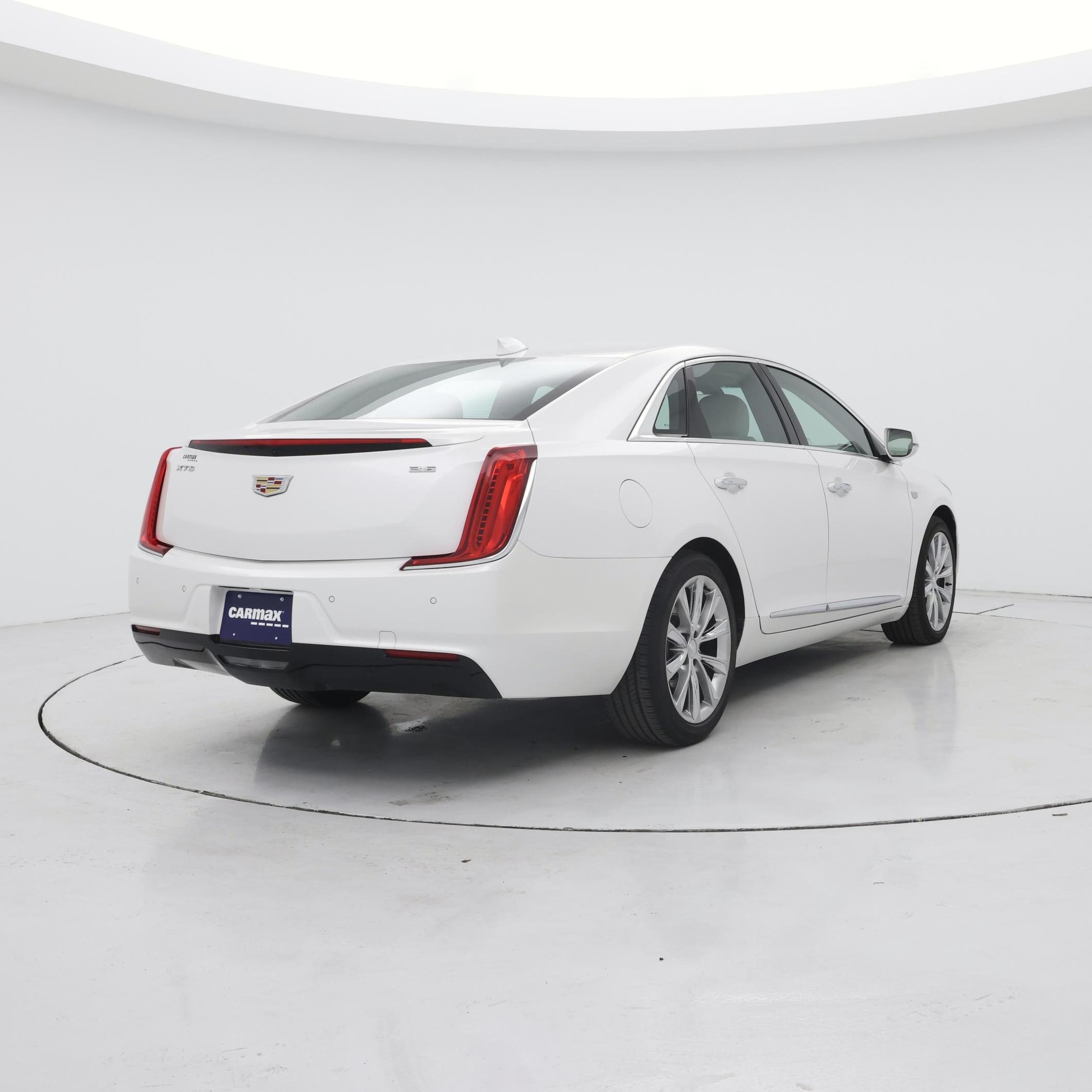Thumbnail: 2018 Cadillac XTS - 8