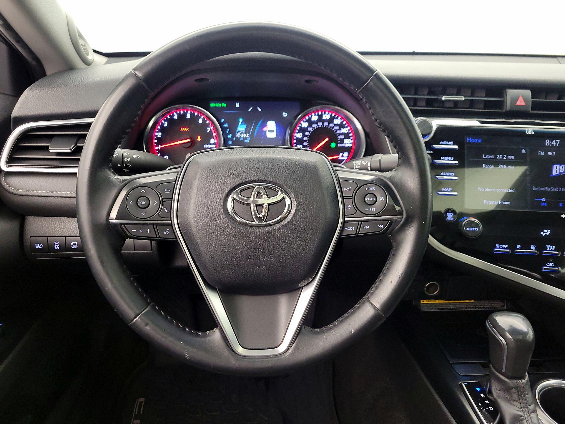 Thumbnail: 2018 Toyota Camry - 10