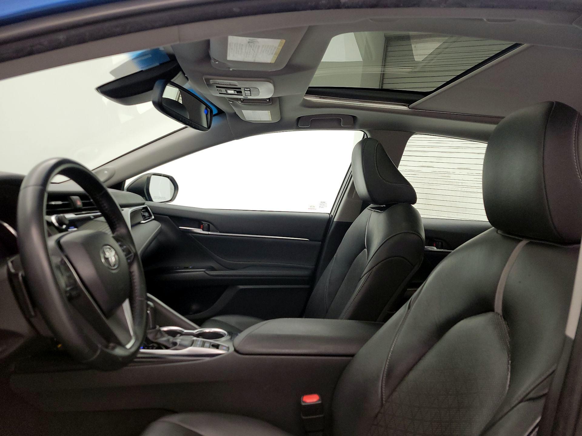 Thumbnail: 2018 Toyota Camry - 19