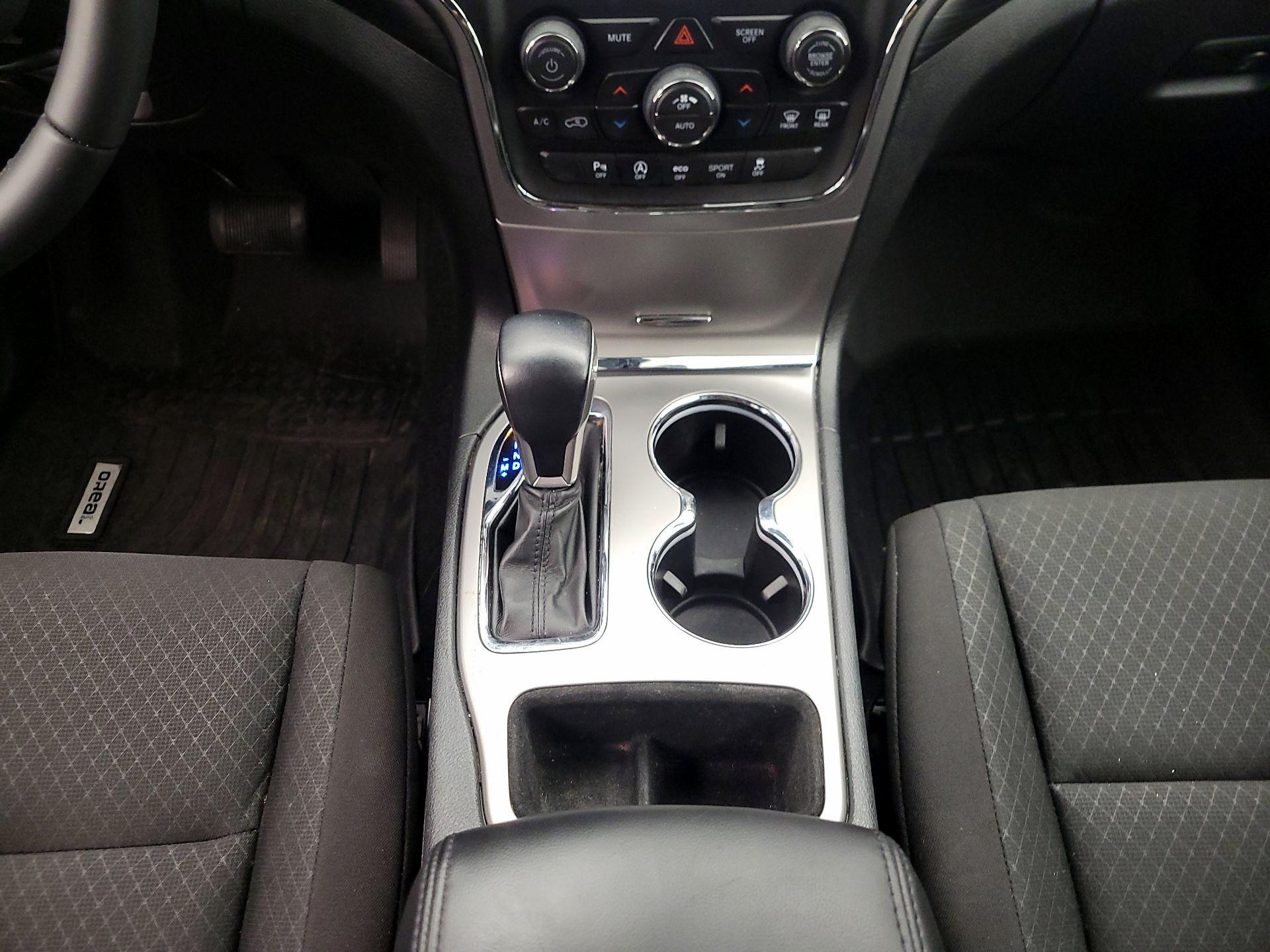 Thumbnail: 2021 Jeep Grand Cherokee - 17