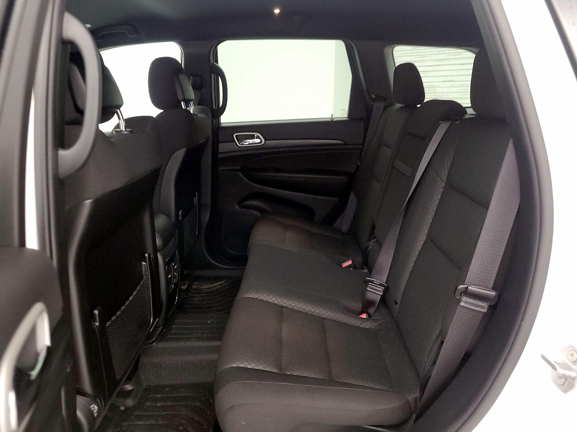Thumbnail: 2021 Jeep Grand Cherokee - 19