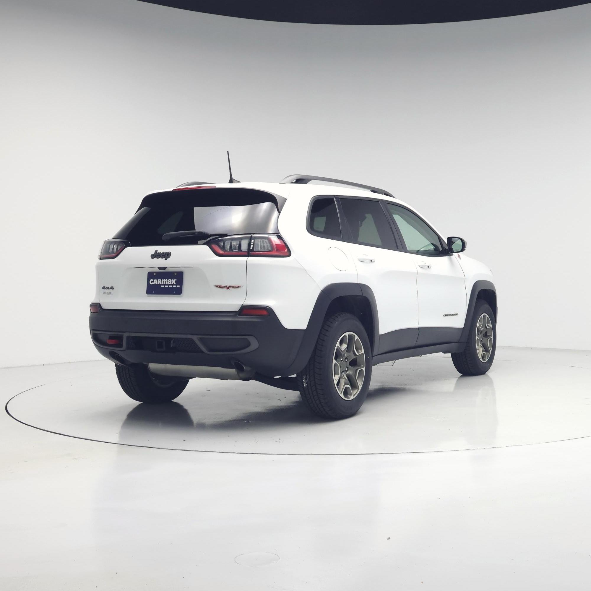 Thumbnail: 2020 Jeep Cherokee - 8