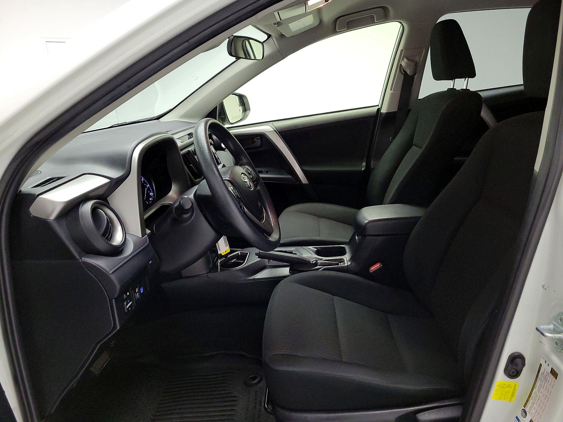 Thumbnail: 2017 Toyota RAV4 - 11