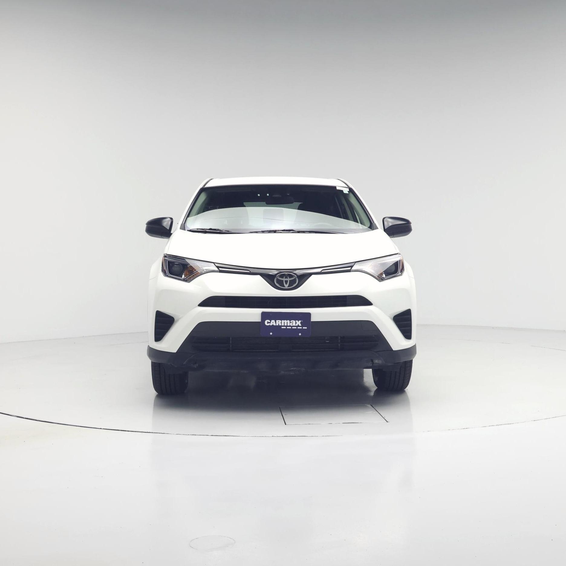 Thumbnail: 2017 Toyota RAV4 - 5