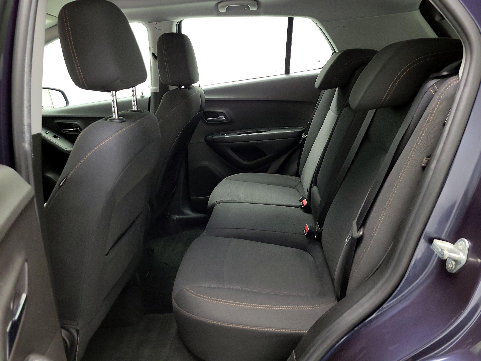 Thumbnail: 2018 Chevrolet Trax - 18