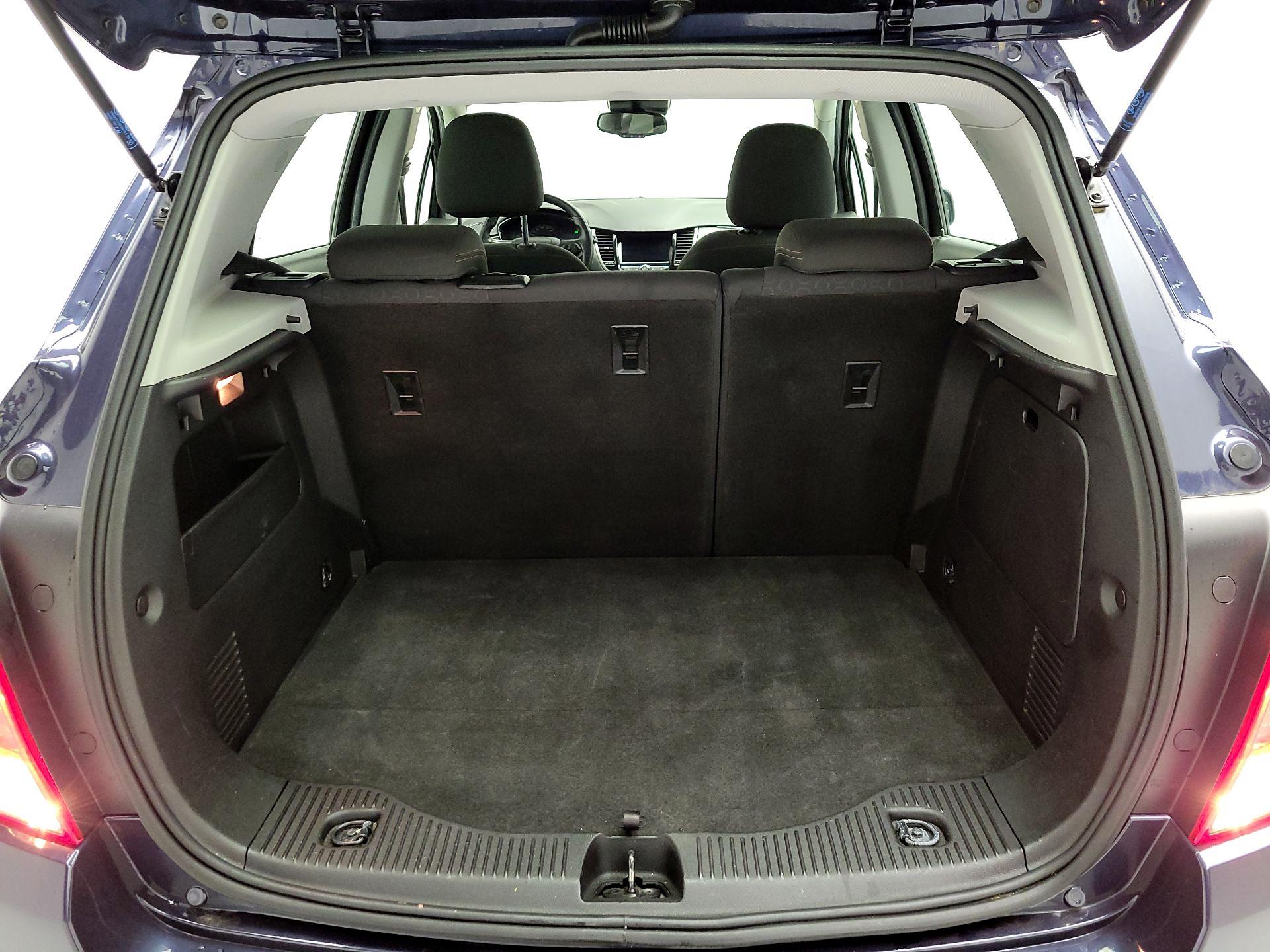 Thumbnail: 2018 Chevrolet Trax - 19