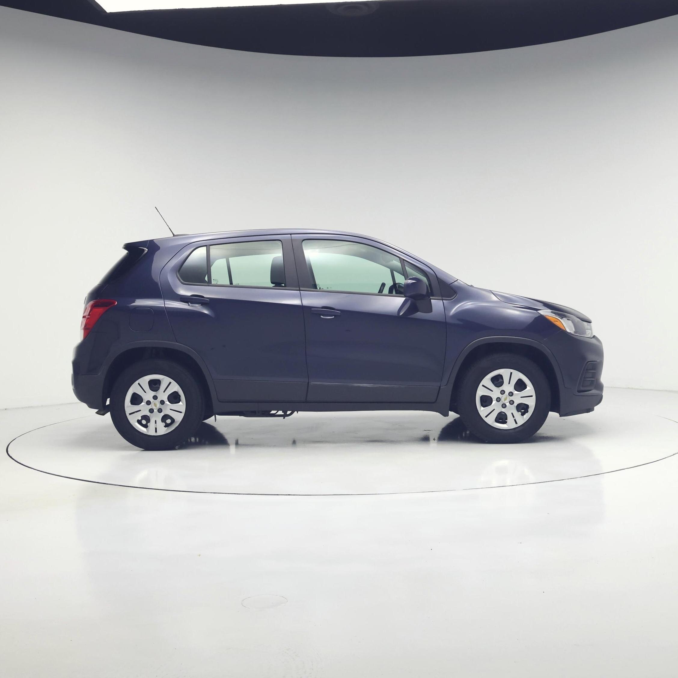 Thumbnail: 2018 Chevrolet Trax - 7