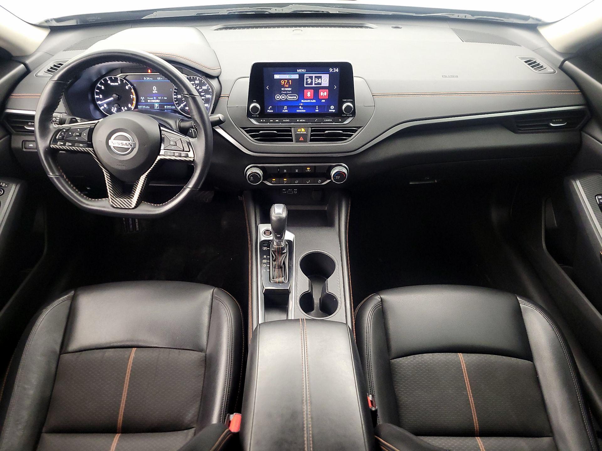 Thumbnail: 2020 Nissan Altima - 9