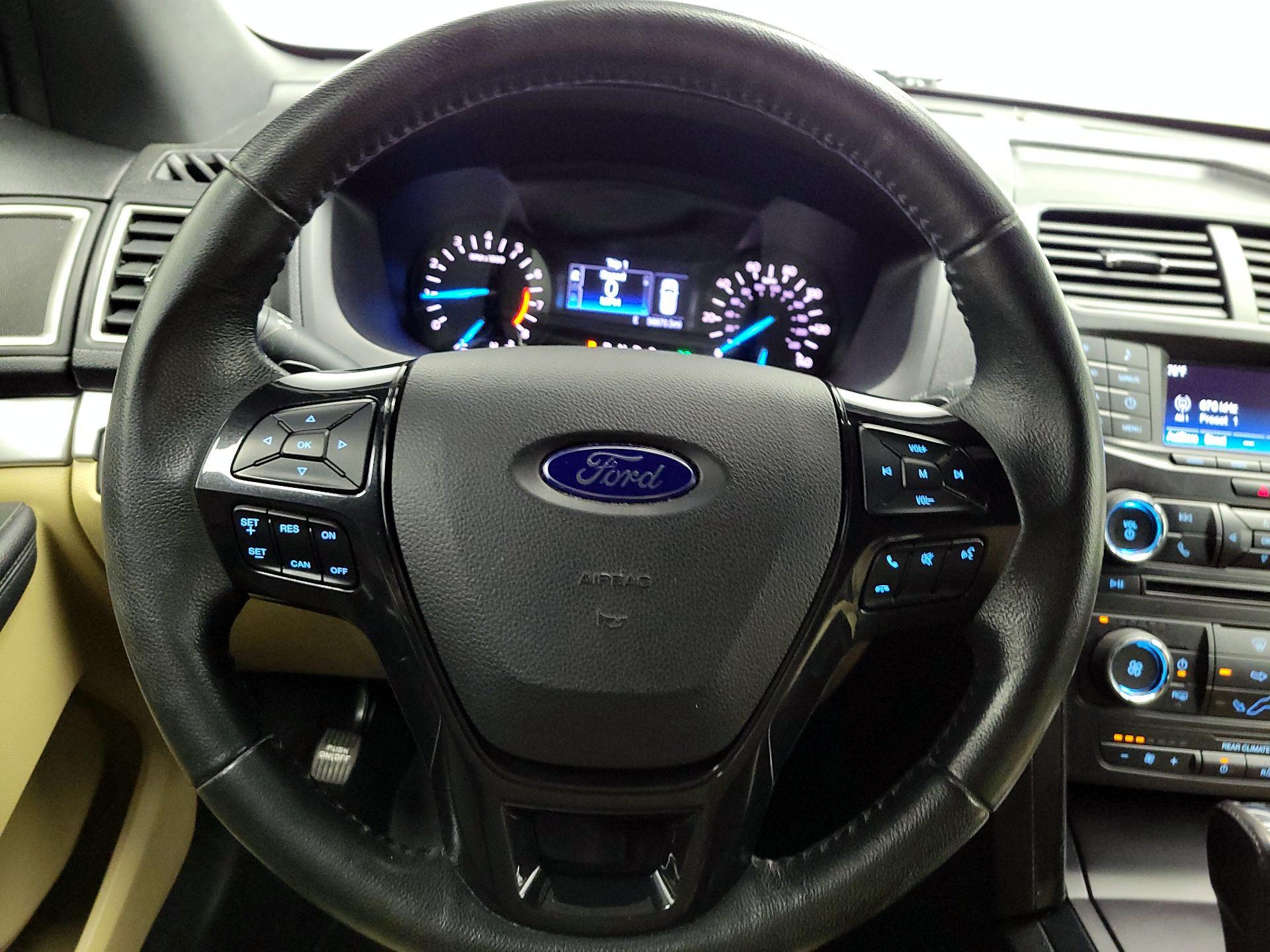 Thumbnail: 2017 Ford Explorer - 10