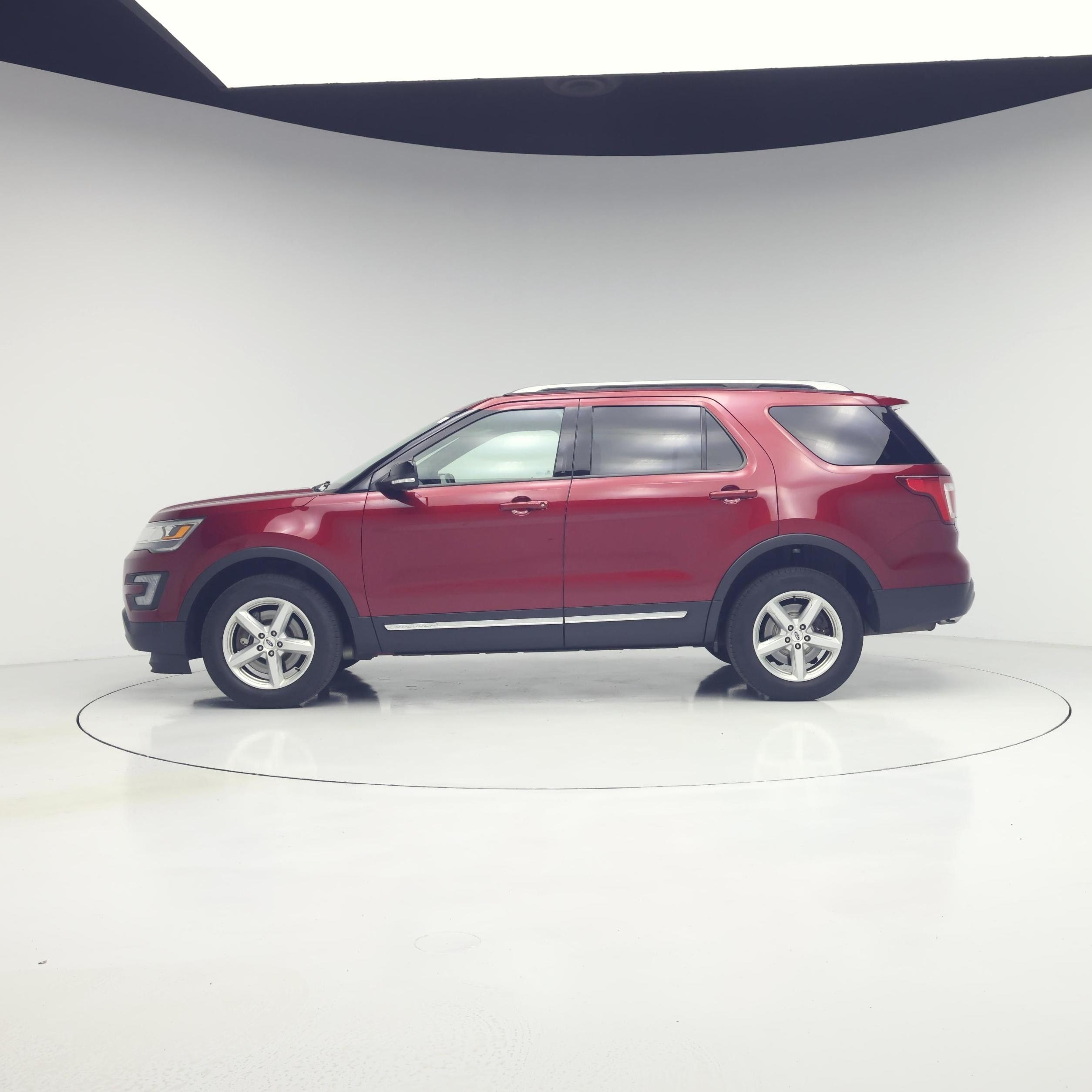 Thumbnail: 2017 Ford Explorer - 3