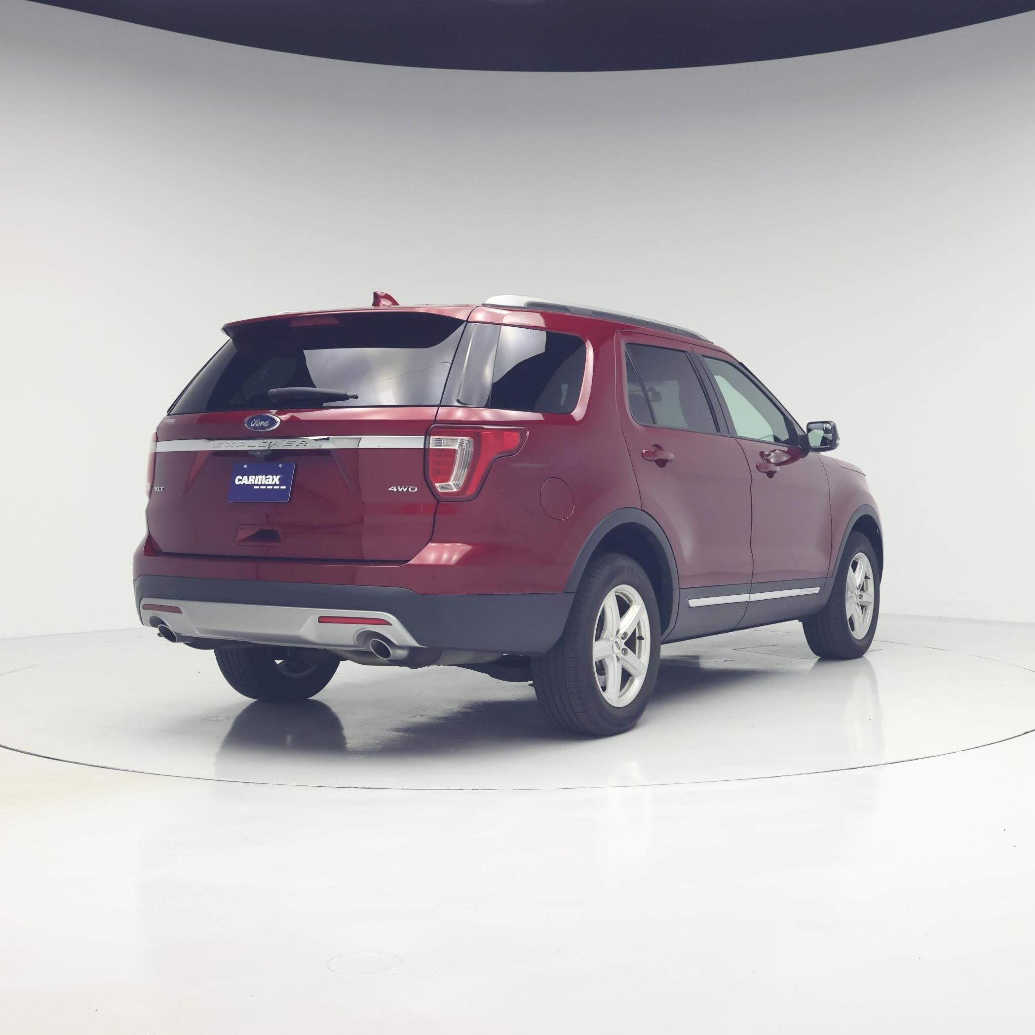 Thumbnail: 2017 Ford Explorer - 8