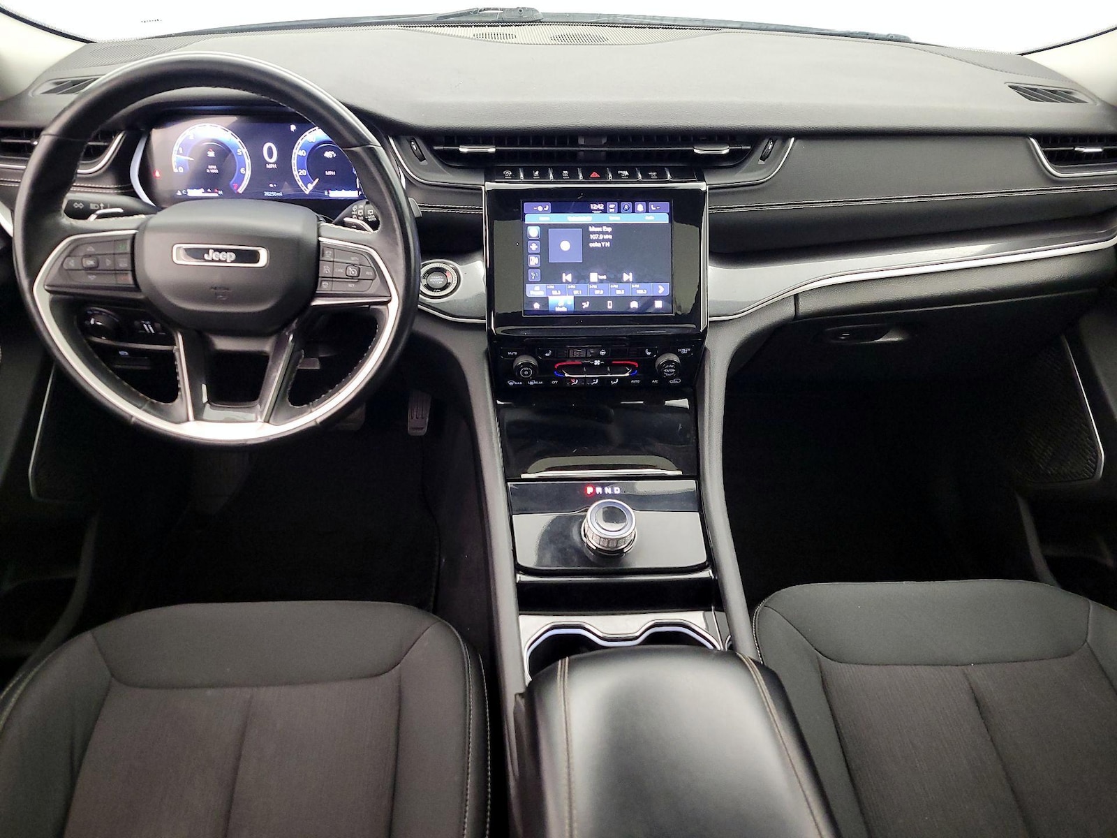 2021 Jeep Grand Cherokee L Laredo - Photo 10