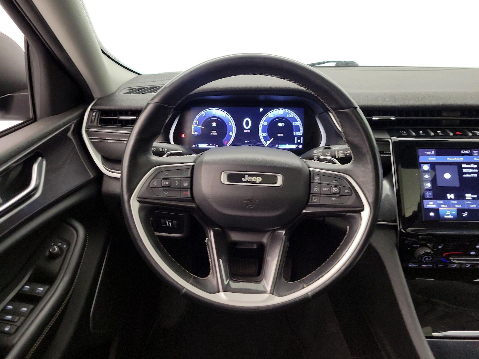 2021 Jeep Grand Cherokee L Laredo - Photo 11