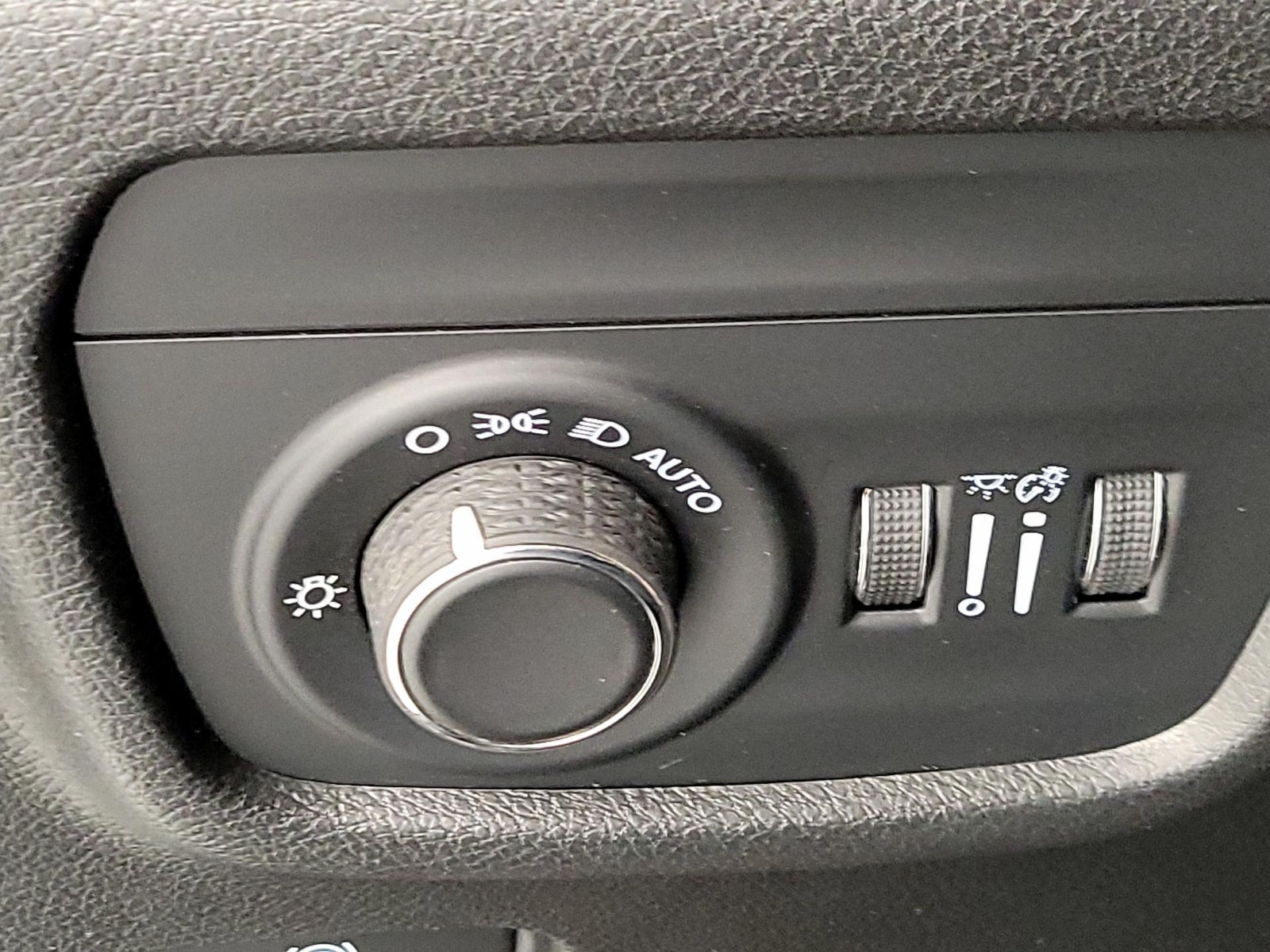 2021 Jeep Grand Cherokee L Laredo - Photo 14