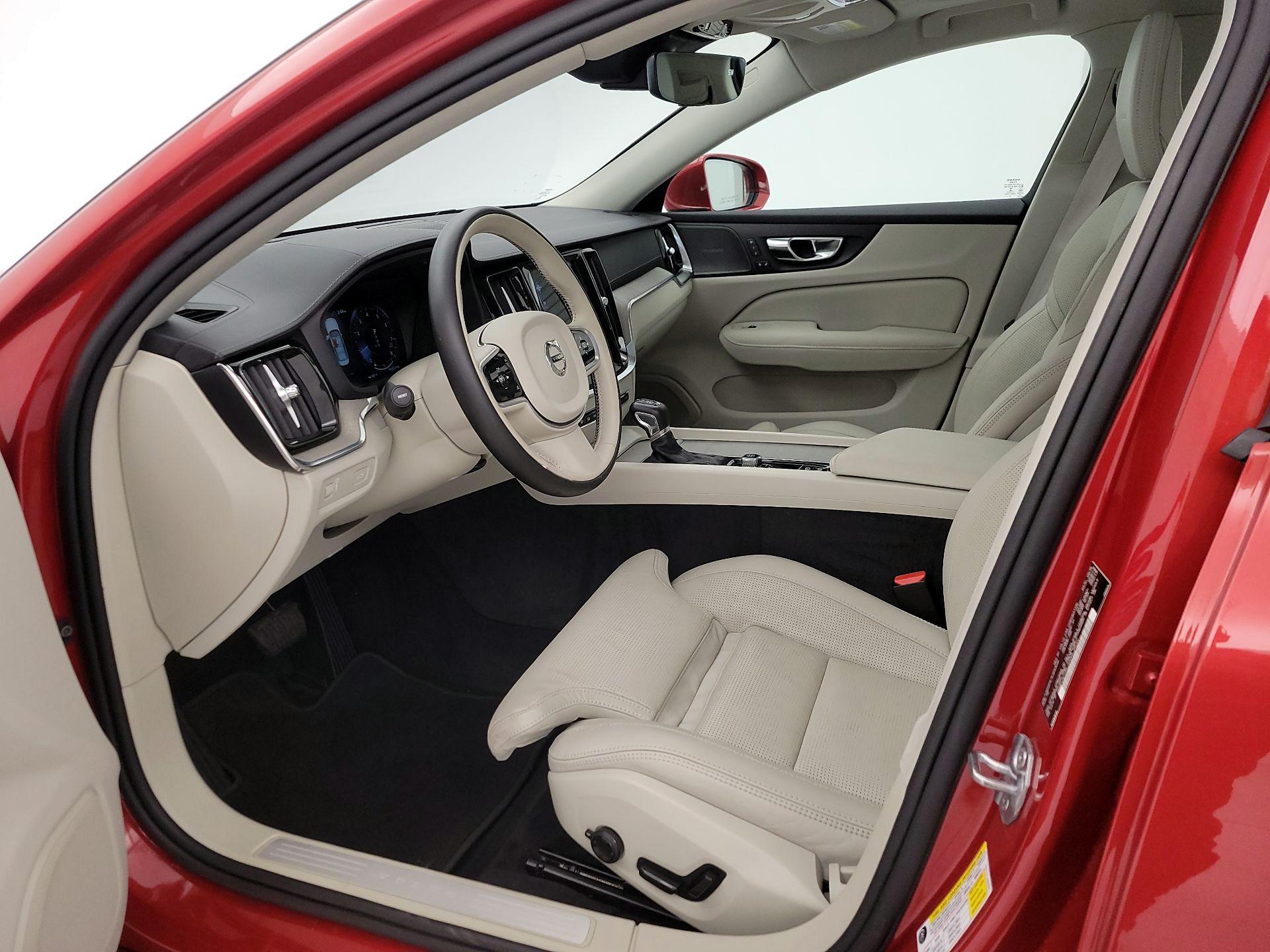 Thumbnail: 2020 Volvo S60 - 11