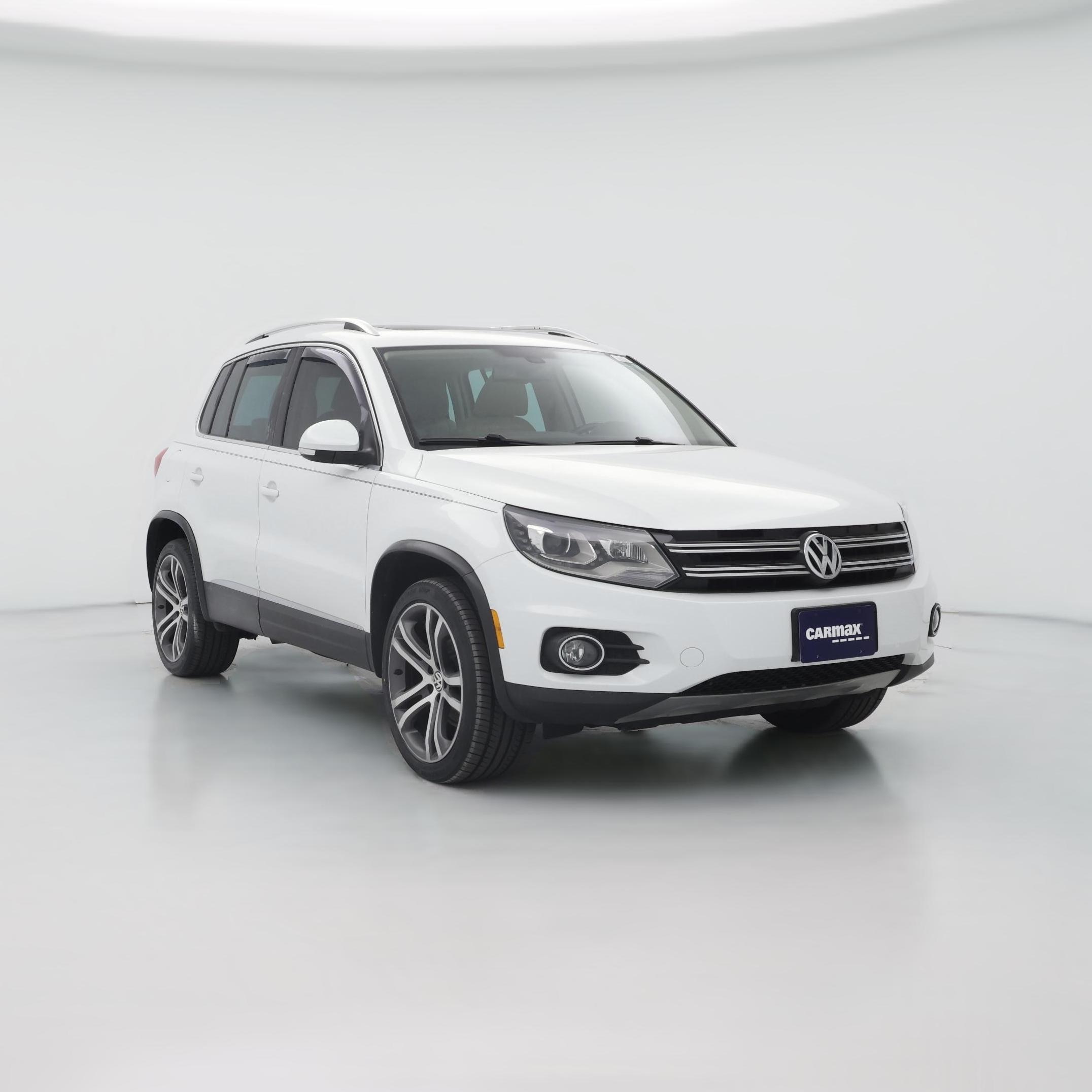 Thumbnail: 2017 Volkswagen Tiguan - 1