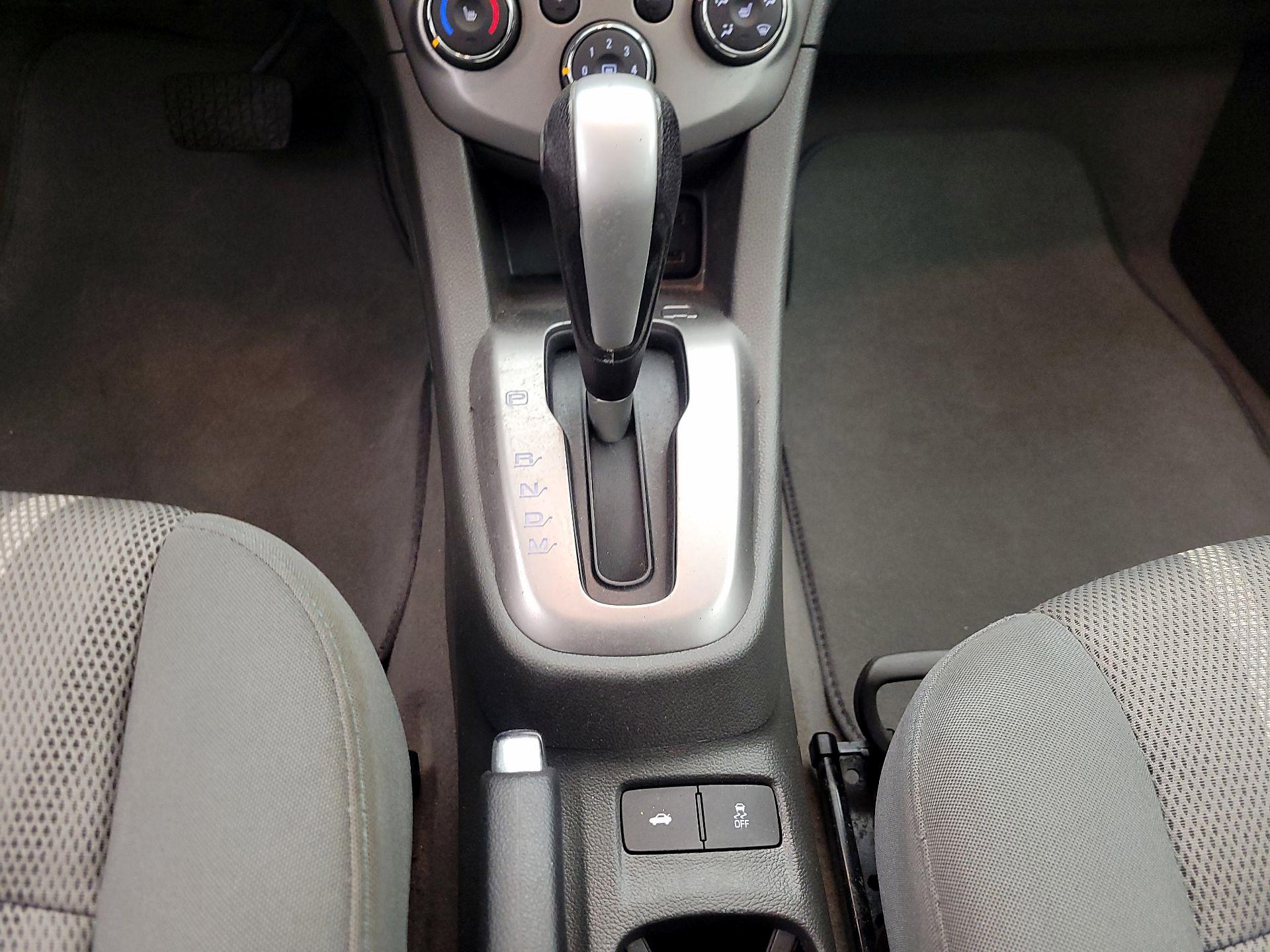 Thumbnail: 2020 Chevrolet Sonic - 17