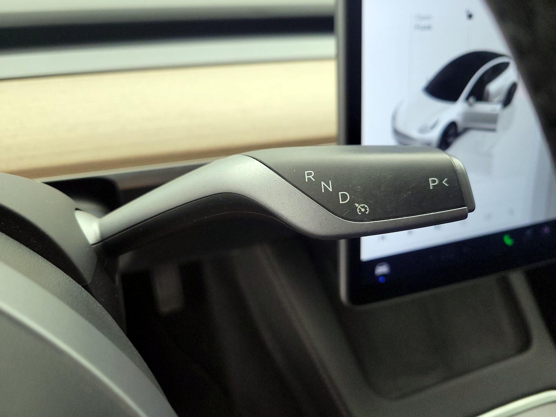 Thumbnail: 2023 Tesla Model 3 - 17