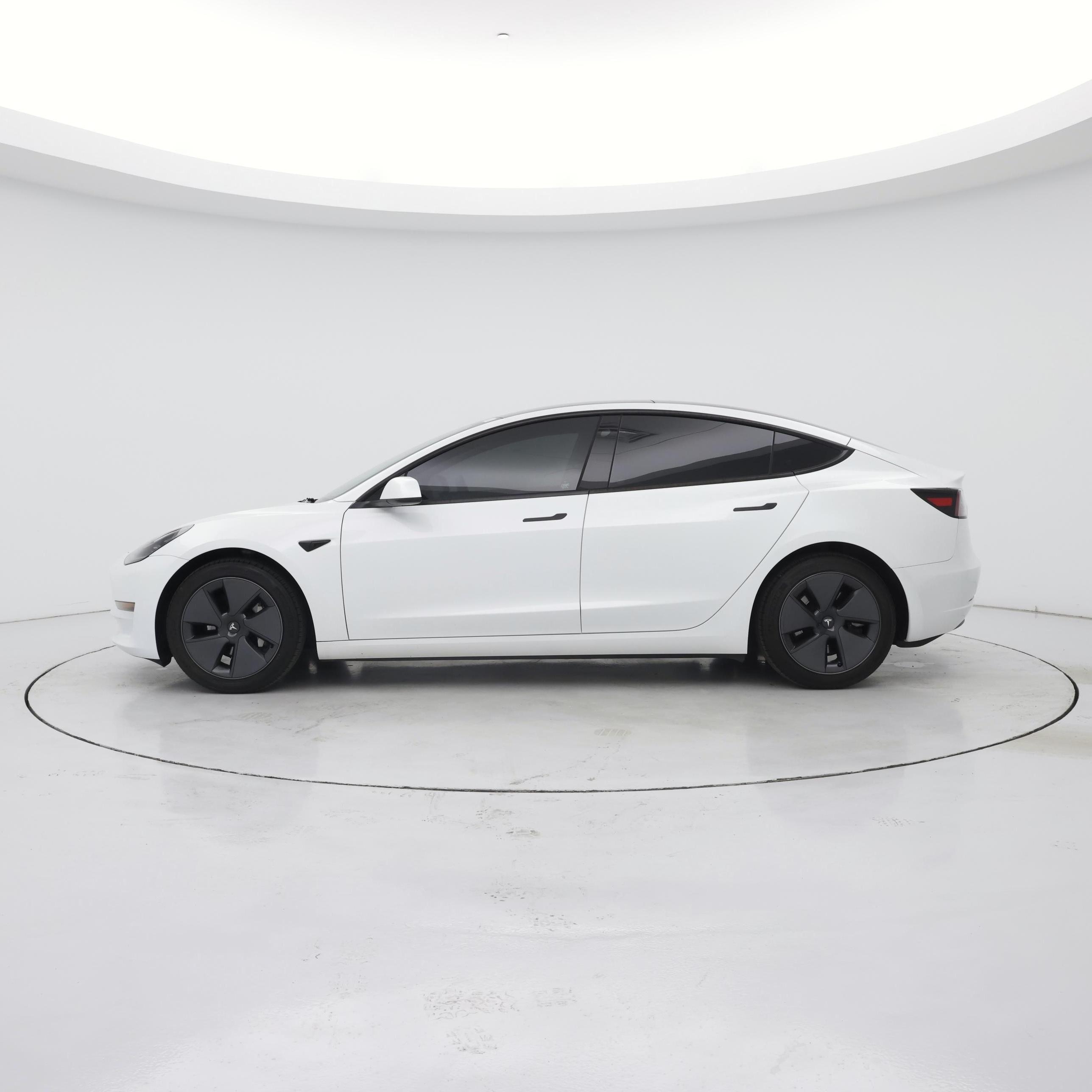 Thumbnail: 2023 Tesla Model 3 - 3