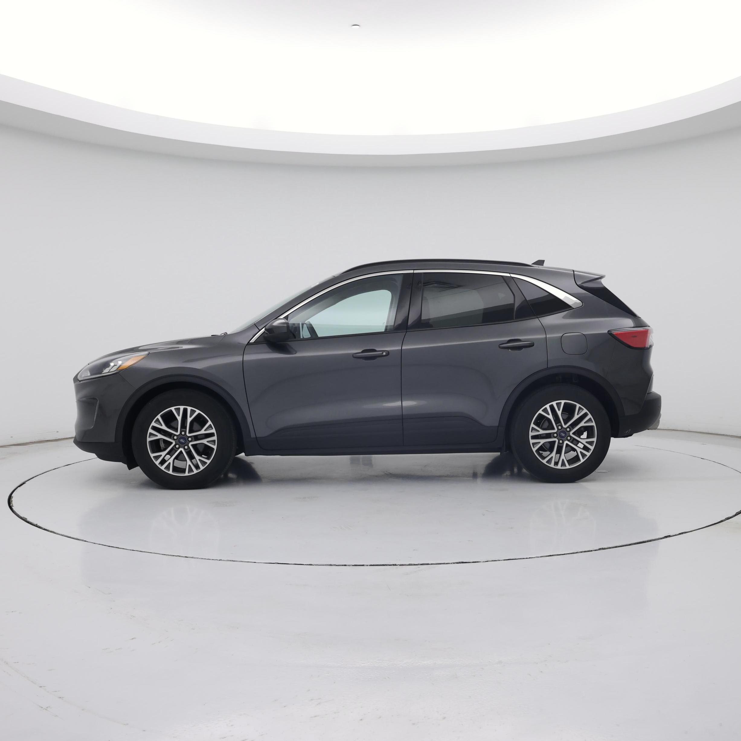 Thumbnail: 2020 Ford Escape - 3