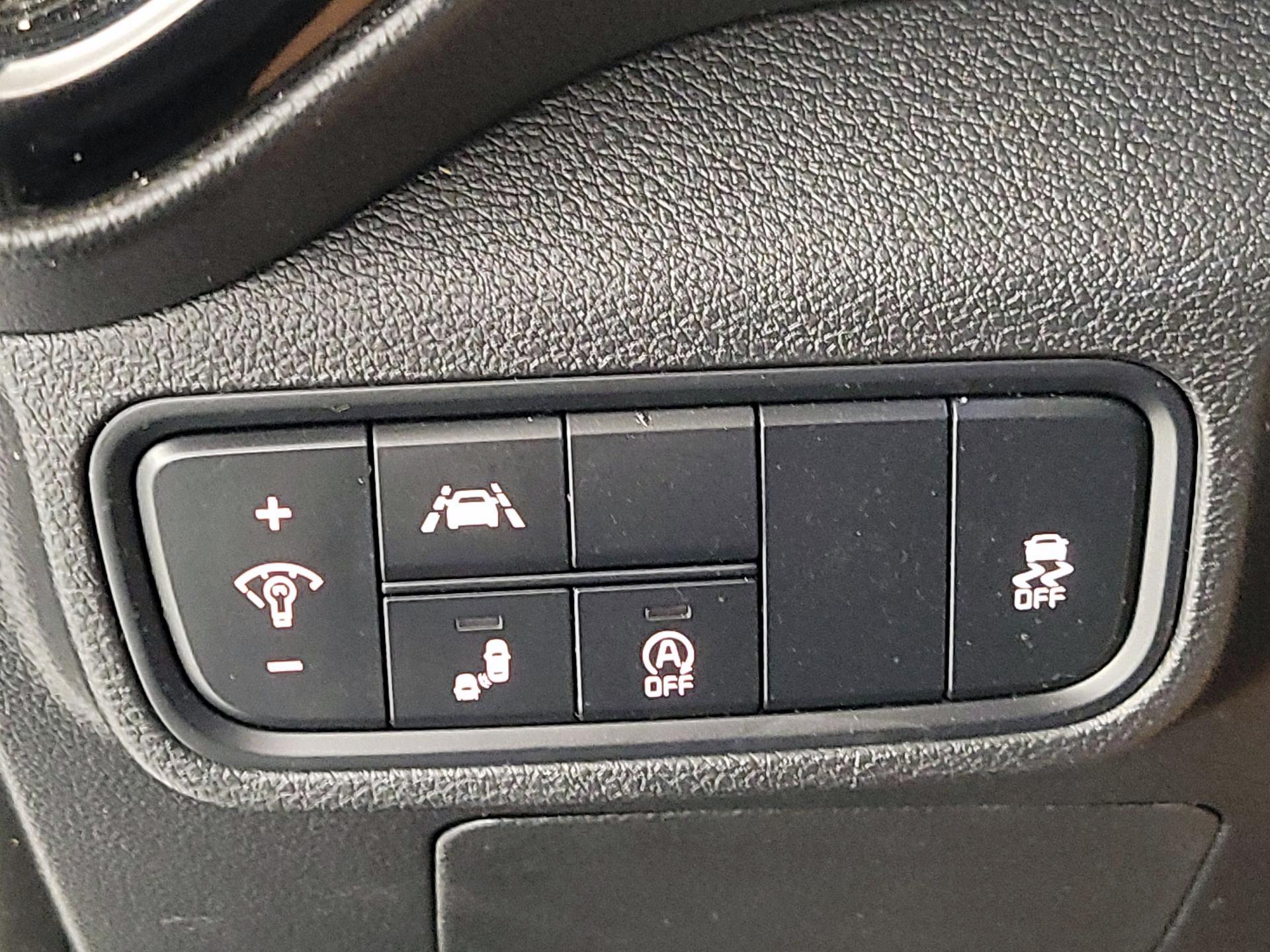 Thumbnail: 2021 Kia Soul - 13
