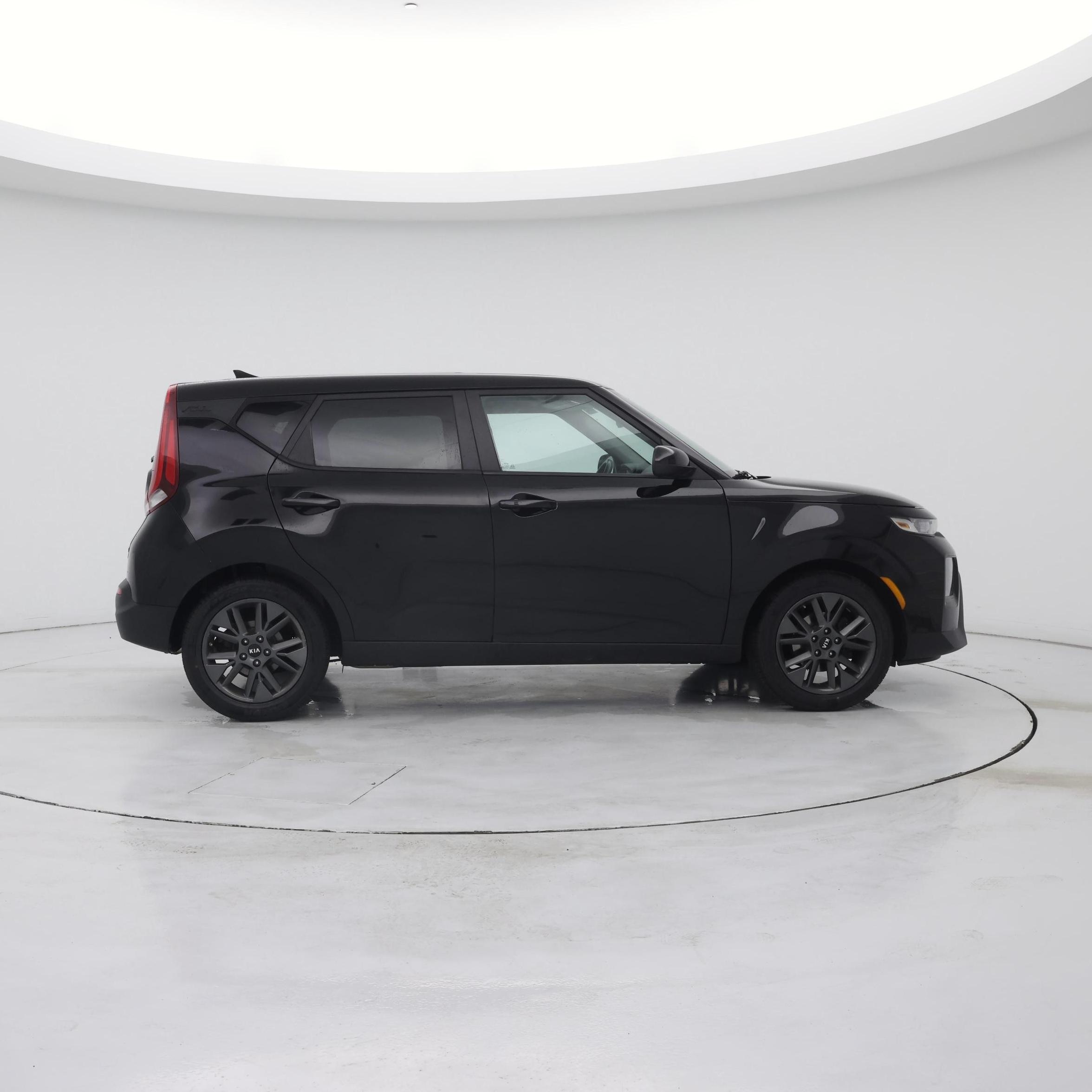 Thumbnail: 2021 Kia Soul - 7