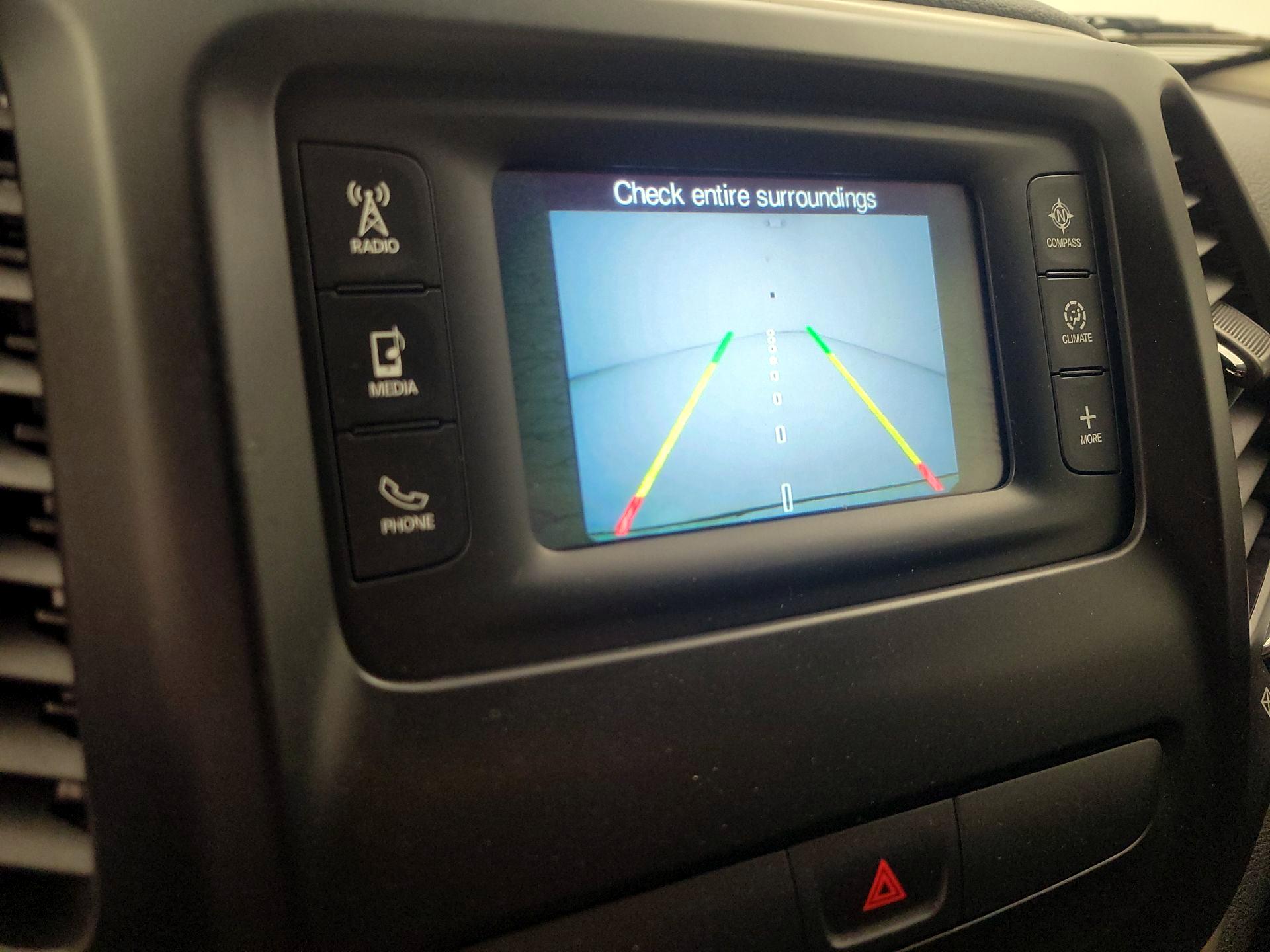 Thumbnail: 2016 Jeep Cherokee - 14