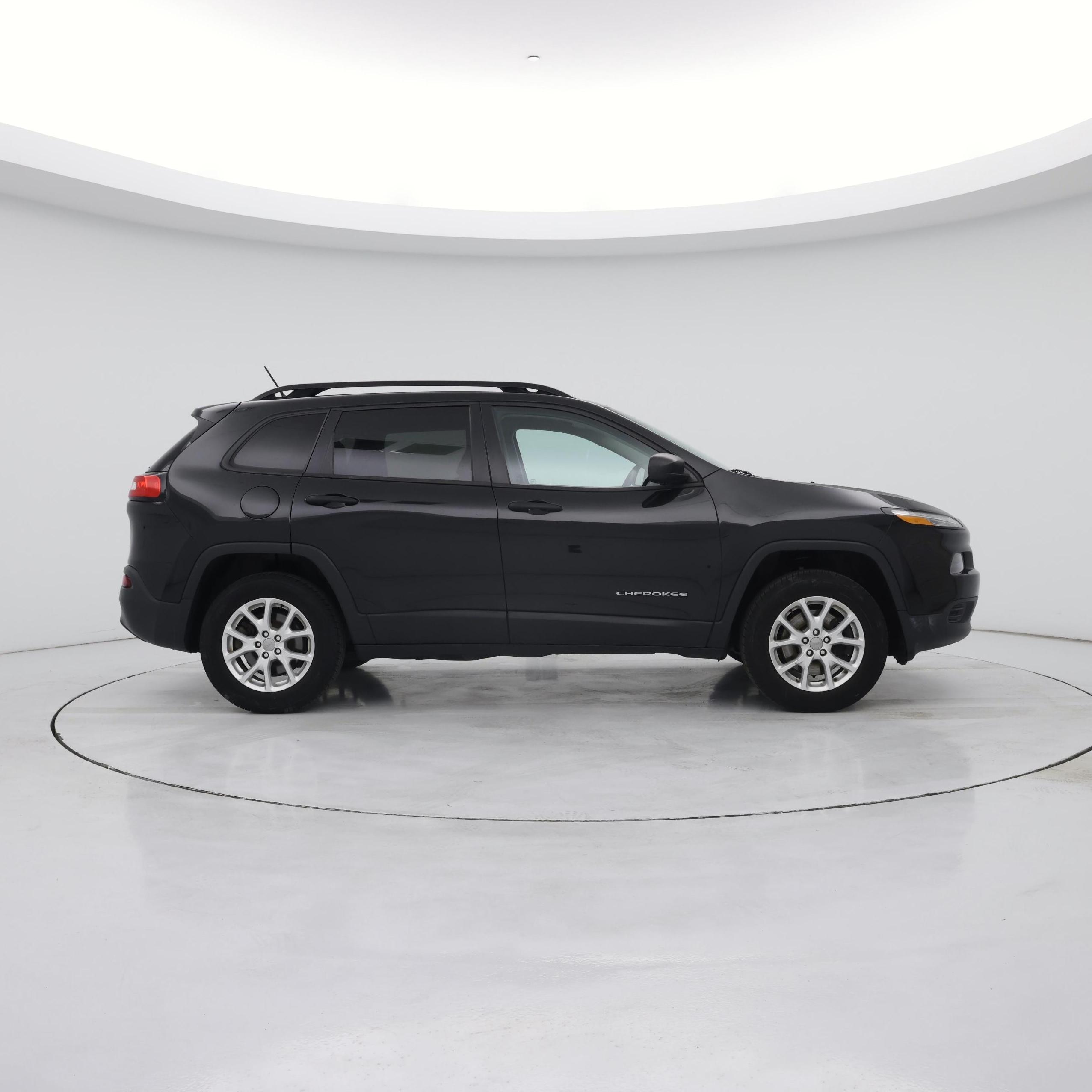 Thumbnail: 2016 Jeep Cherokee - 7