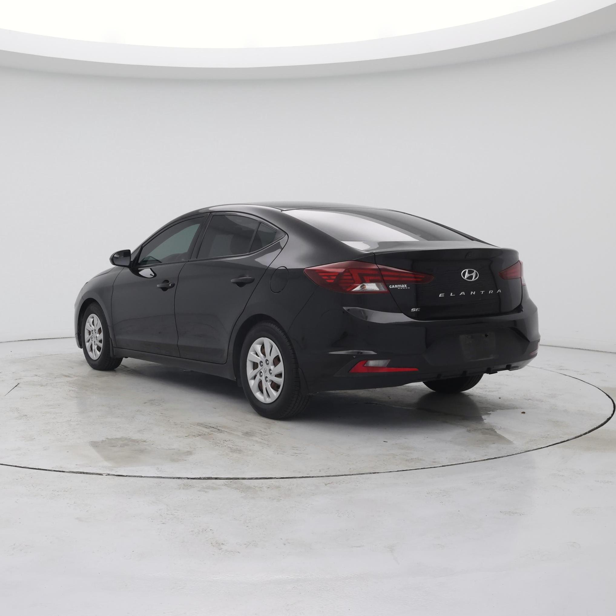 Thumbnail: 2019 Hyundai Elantra - 2